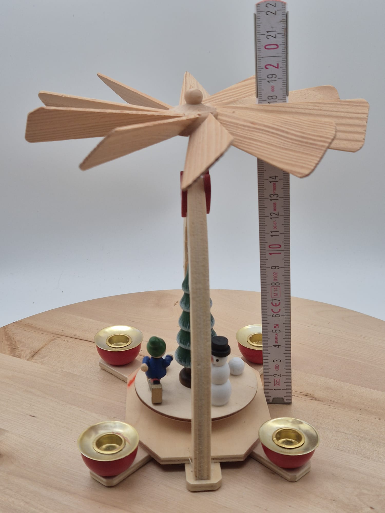 Weihnachtspyramide – Schlittschuhkinder