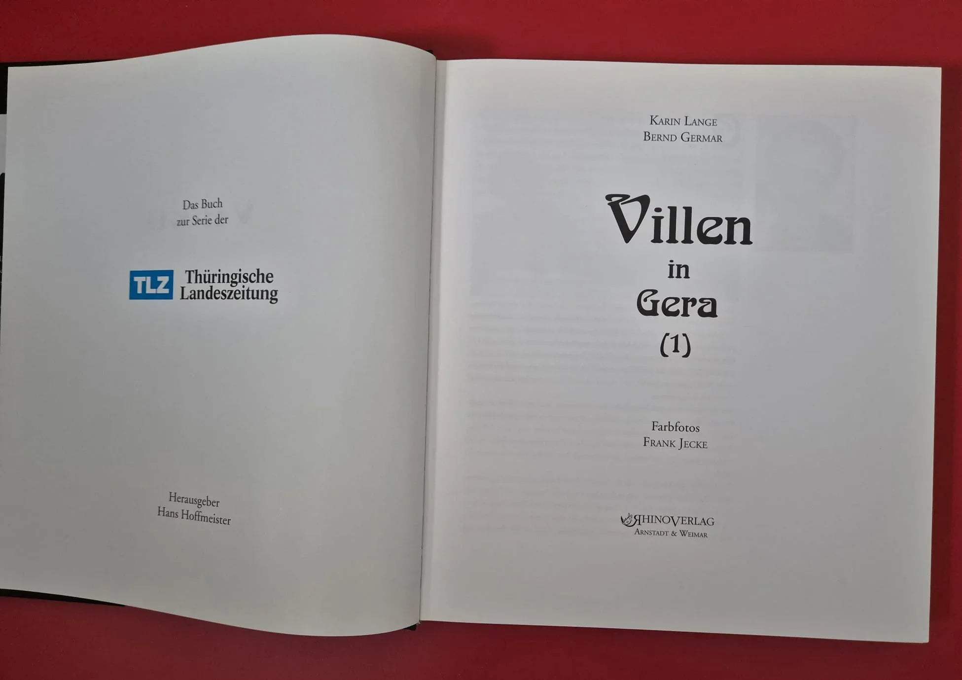Überschrift
Villen in Gera (1) – Bildband zur Architekturgeschichte | RhinoVerlag 1997