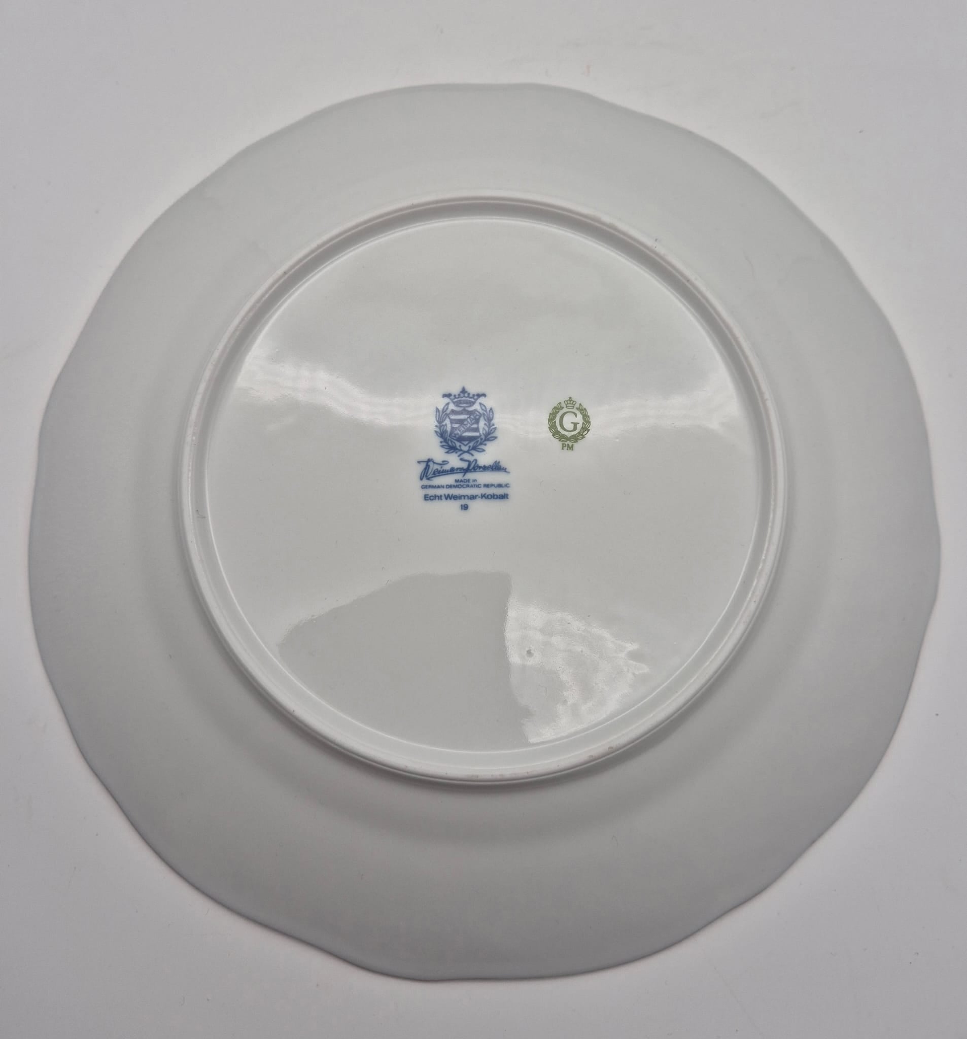 Weimar Porzellan Zierteller – Echt Weimar-Kobalt, Goldrand & Blumenmotiv, DDR