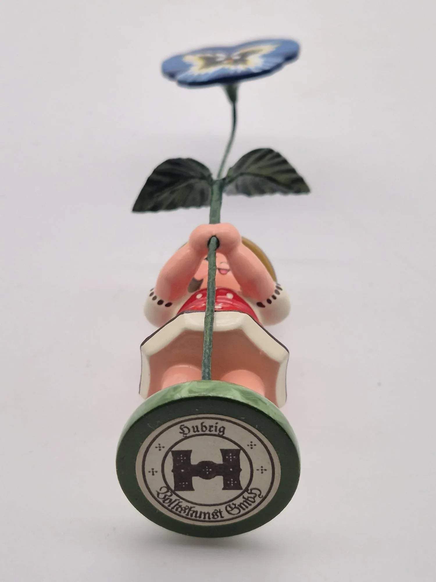 Hubrig Volkskunst GmbH – Mädchen mit großer blauer Blume, Erzgebirge