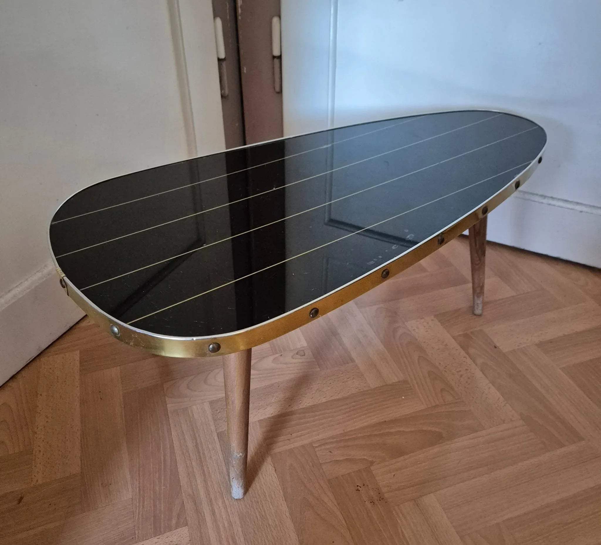 DDR Blumenbank / Nierentisch mit Glasplatte Modell „17“ – Hermann Götze Neustadt (Orla)