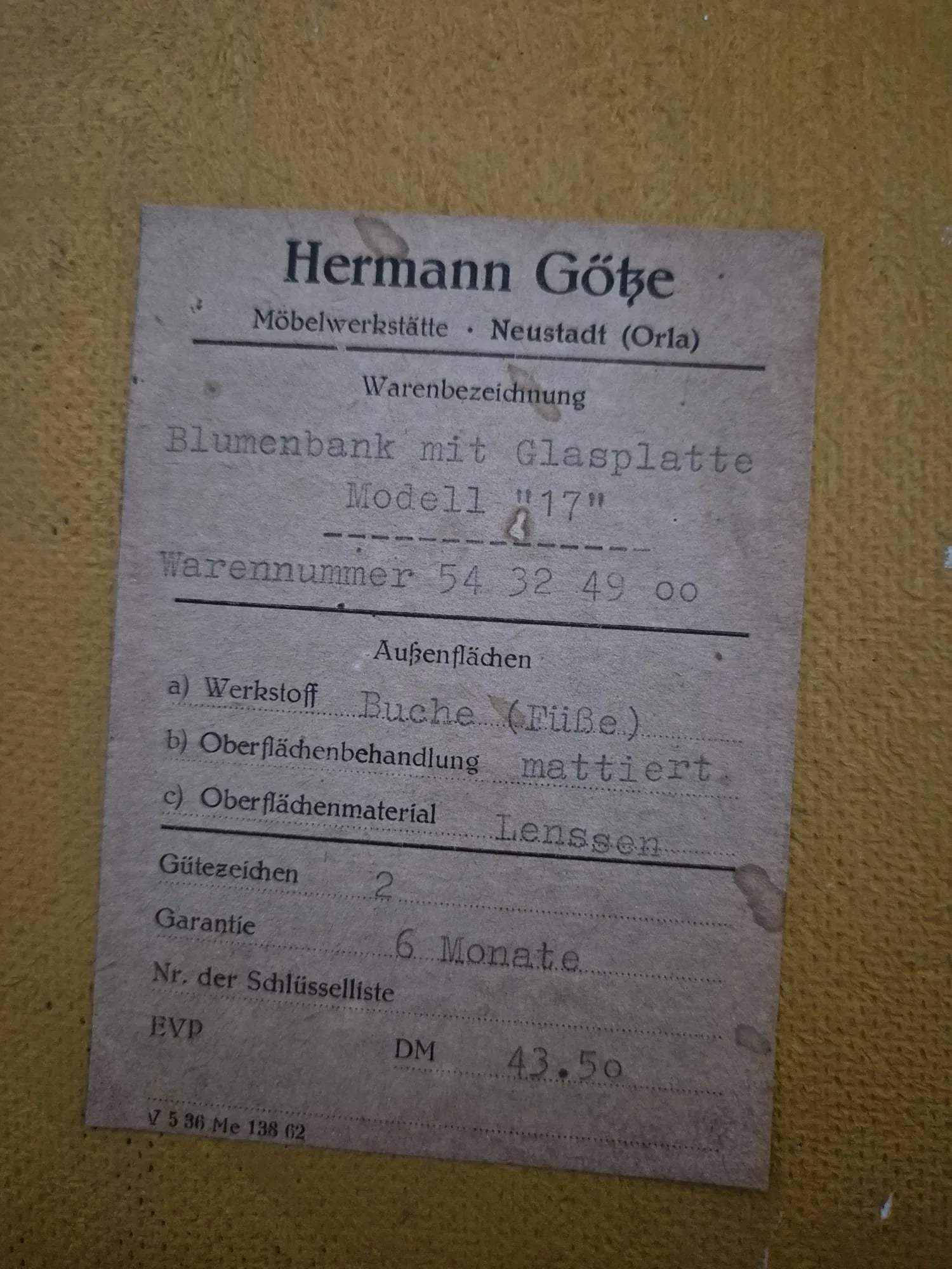 DDR Blumenbank / Nierentisch mit Glasplatte Modell „17“ – Hermann Götze Neustadt (Orla)