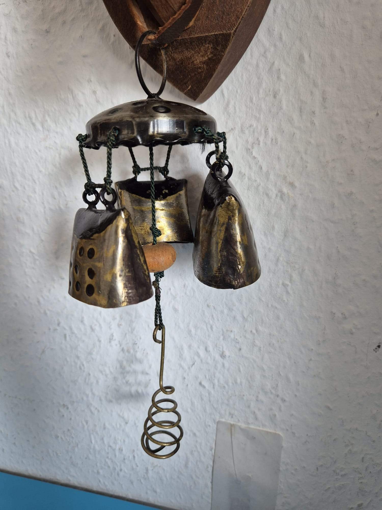 Holz Wandglocke Stierkopf/ Bullenkopf mit Metallglocken