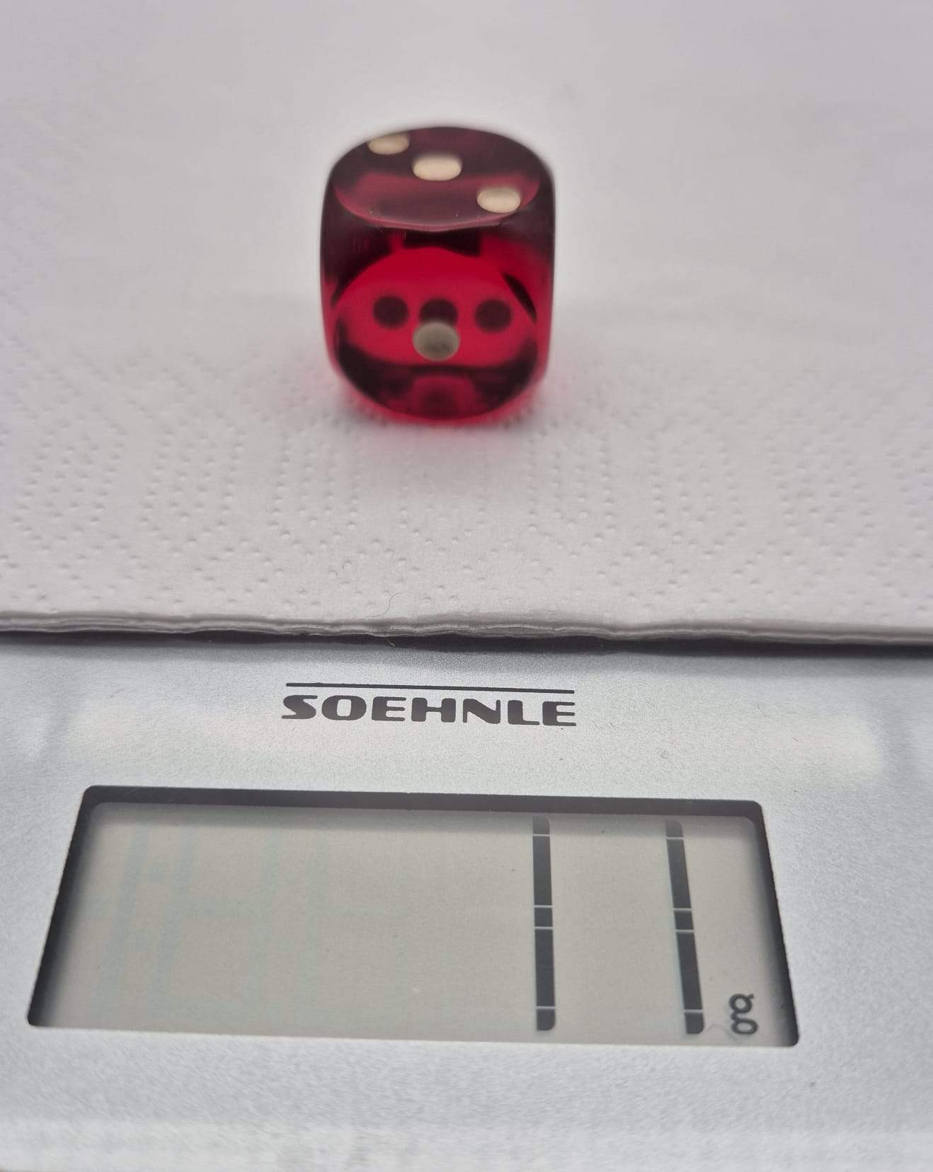 DDR Bakelit / Kunstharz Würfel rot transparent 22mm