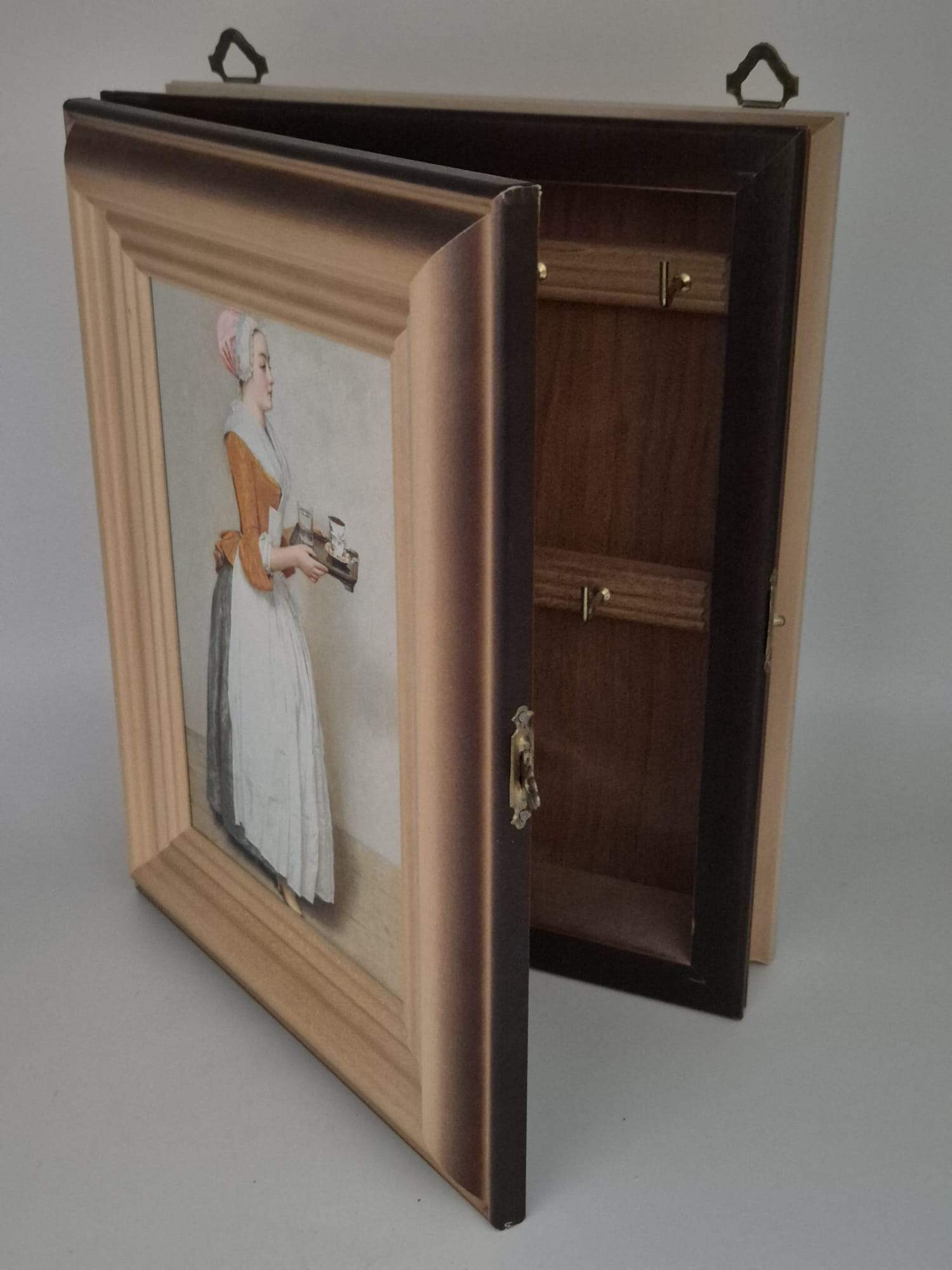 Schlüsselkasten mit Schokoladenmädchen Motiv – Holzrahmen