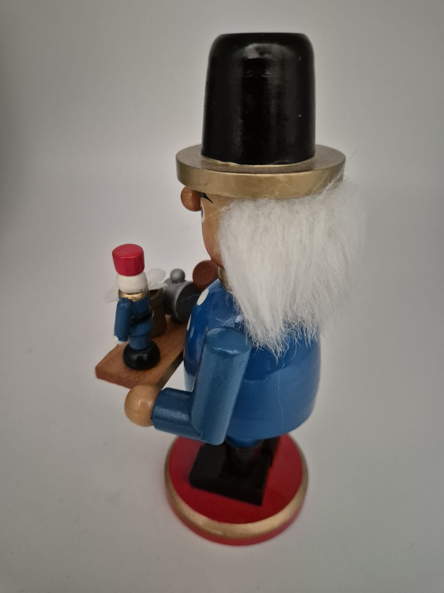 NEU: Räuchermann Händler mit Miniaturen und Originalverpackung ca. 15 cm