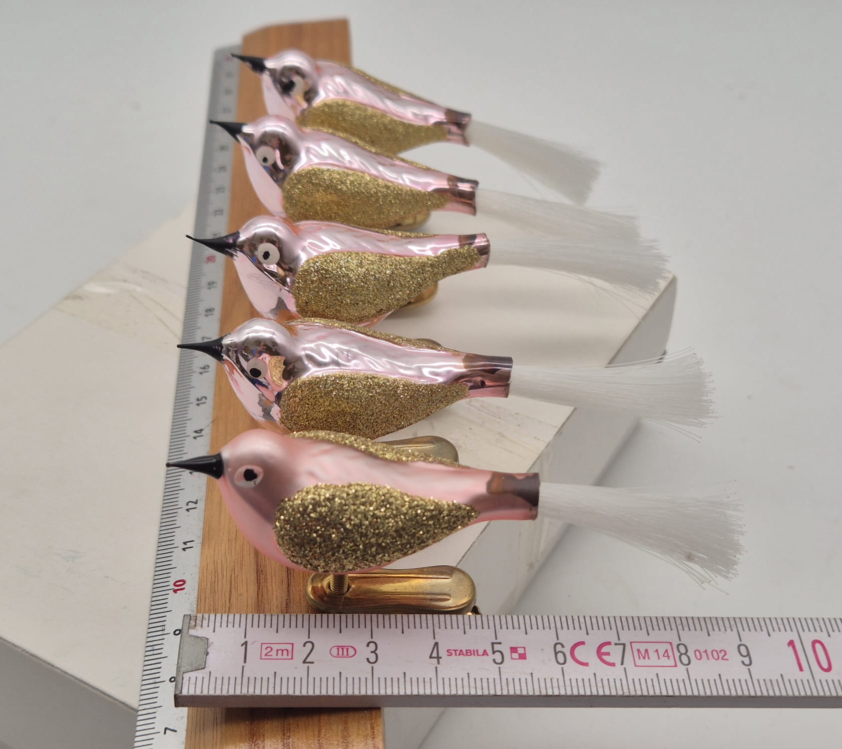 5 Glasvögel auf Clip – Rosa/Gold mit Federschwanz – Christbaumschmuck