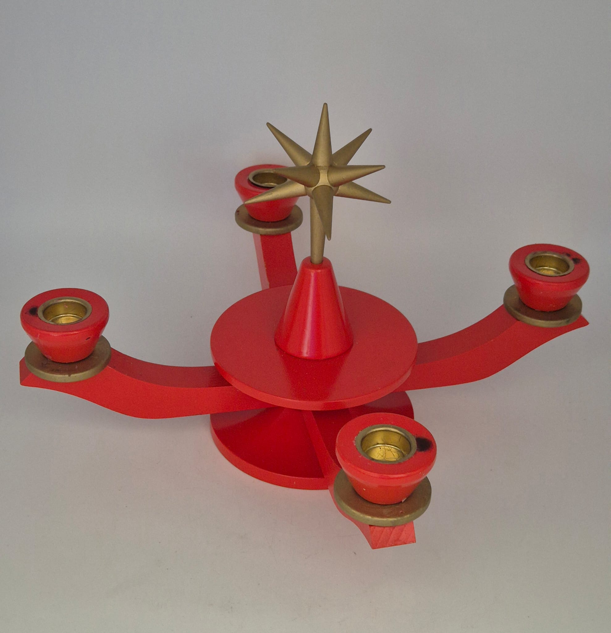 Adventsleuchter aus Holz – Original Erzgebirgische Handarbeit – Rot/Gold mit Stern