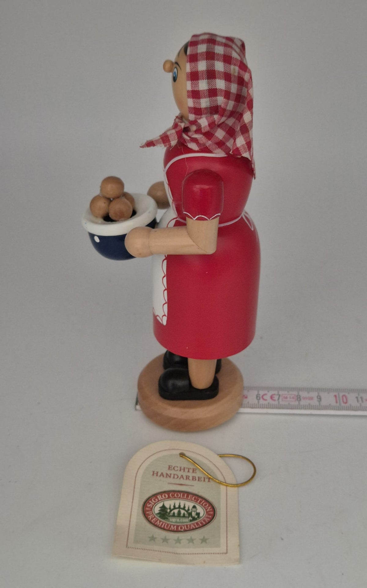 SIGRO Collection Räucherfrau „Kloßfrau“ aus Holz – ca. 18 cm unbenutzt