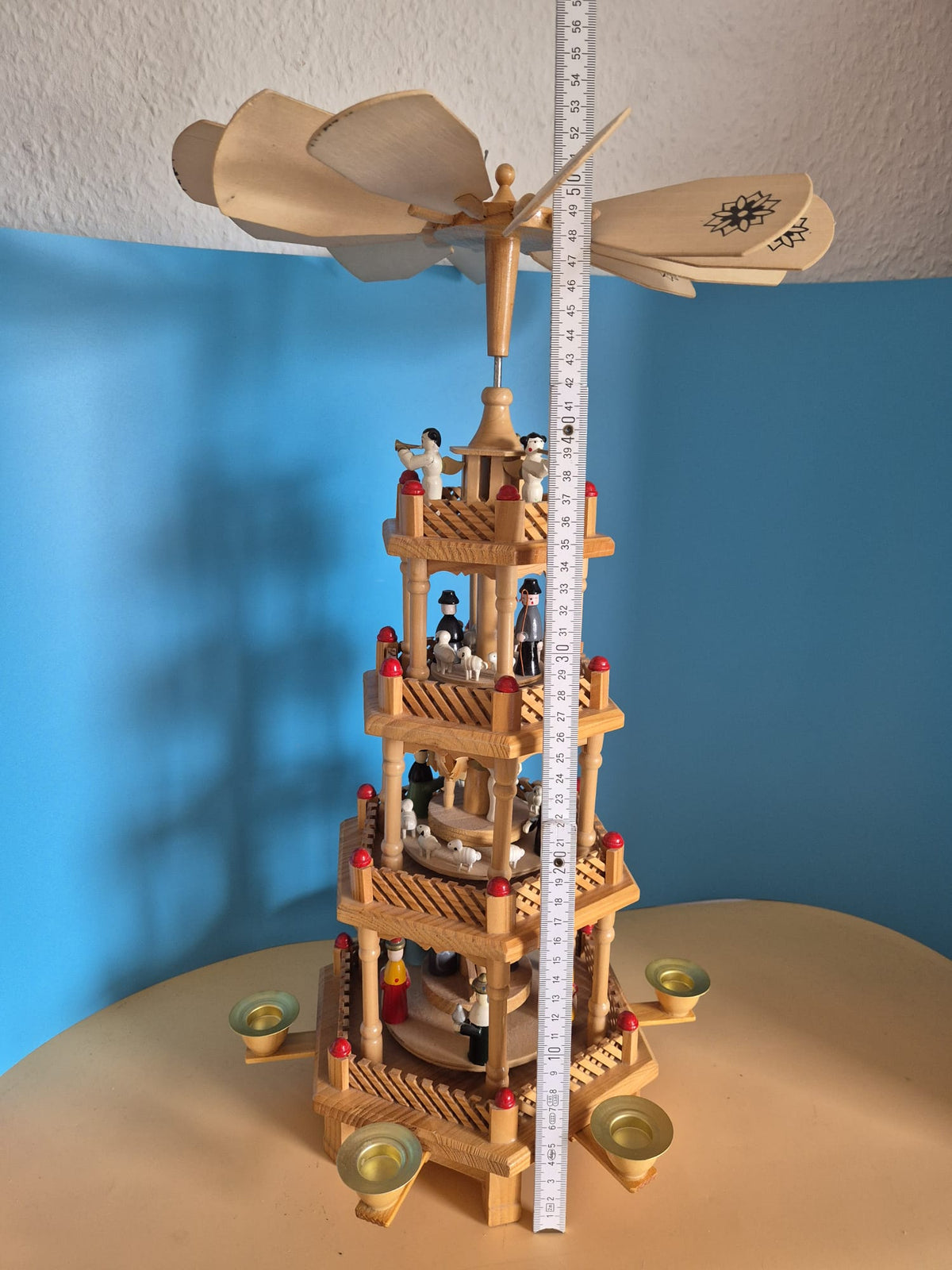 Große 4-stöckige Weihnachtspyramide aus Holz – ca. 51 cm – mit Originalverpackung