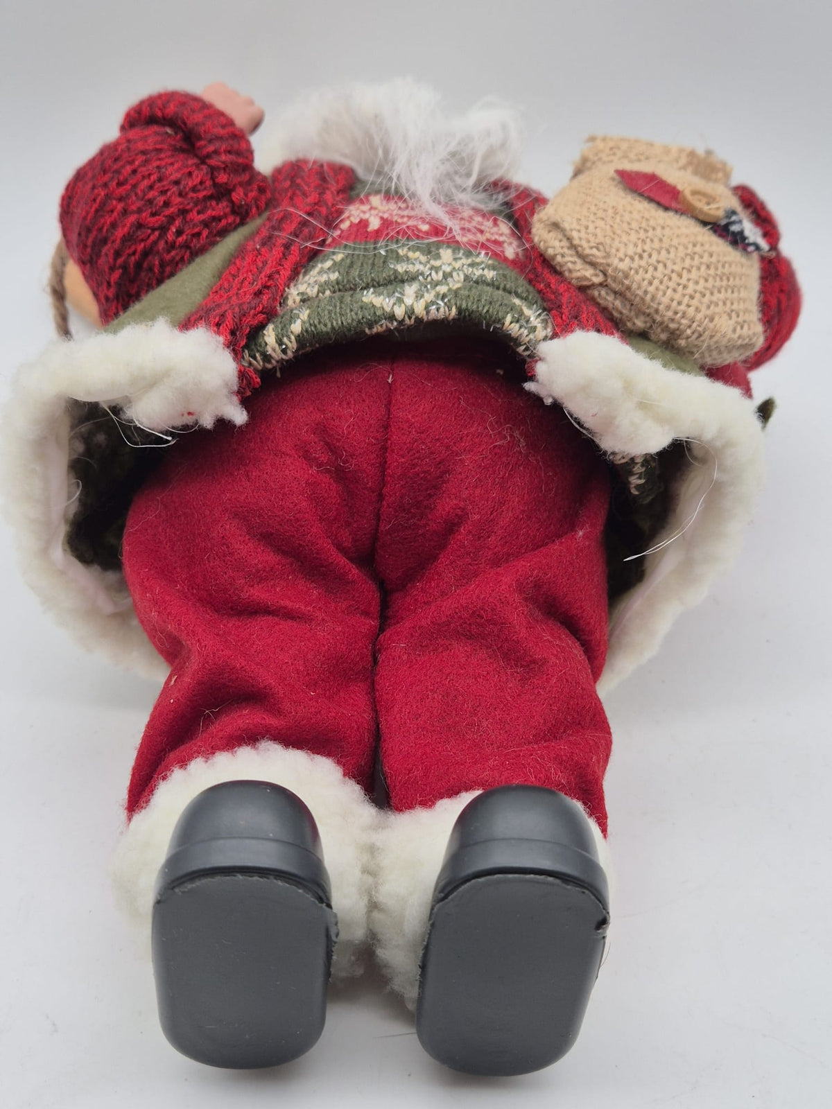 Deko-Weihnachtsmann mit Ski & Jutesack – ca. 30 cm
