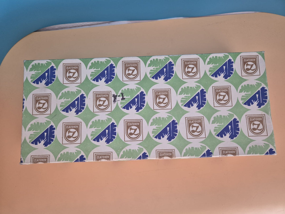 Zlatokov Retro Weihnachtsbaumbeleuchtung – 16 elektrische Kerzen – Originalverpackung