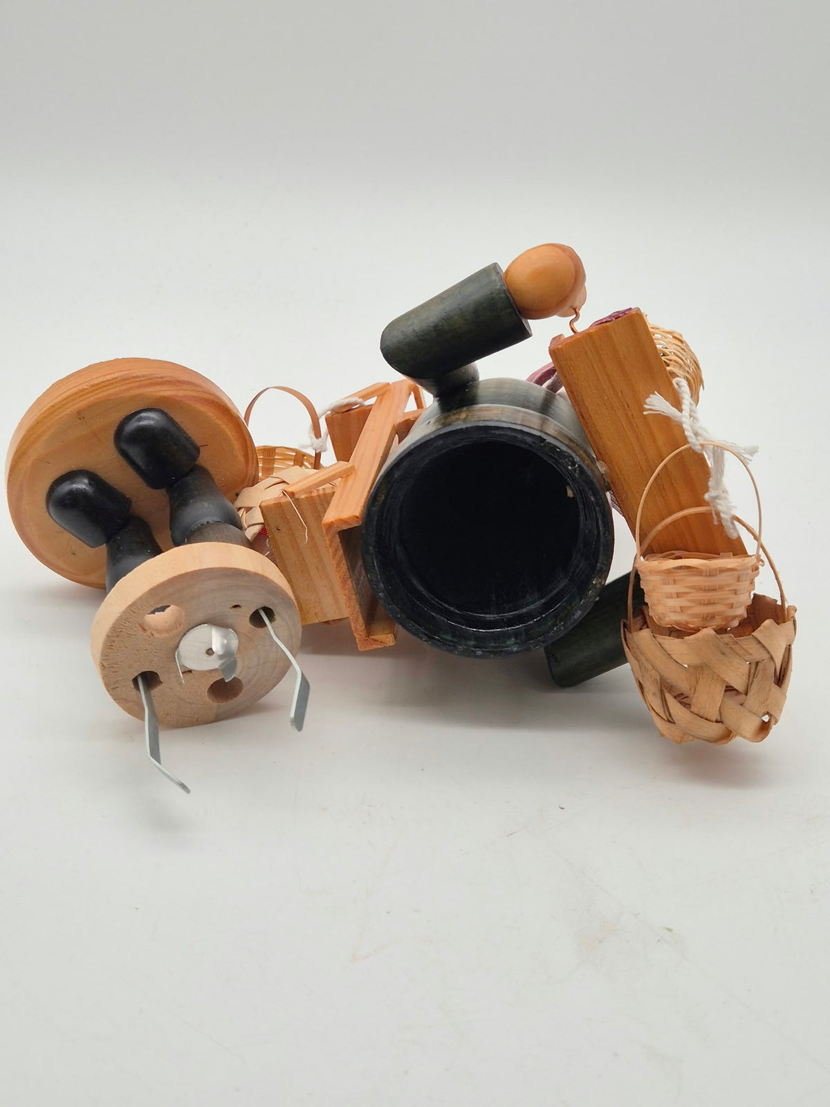 Schulte Räuchermann Korbhändler mit Bauchladen – Holz – ca. 20 cm