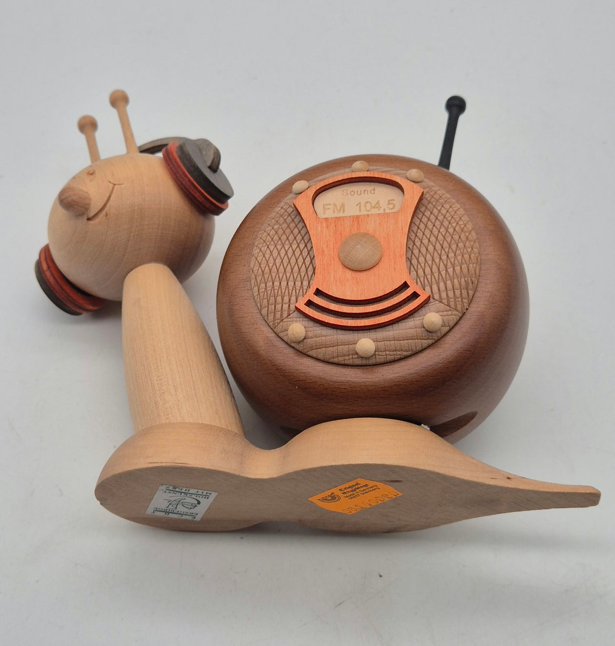 Kuhnert Räucherschnecke „Radioschnecke“ – Erzgebirge – Holz – ca. 15 cm