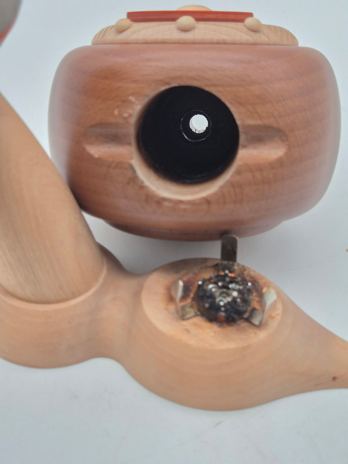 Kuhnert Räucherschnecke „Radioschnecke“ – Erzgebirge – Holz – ca. 15 cm