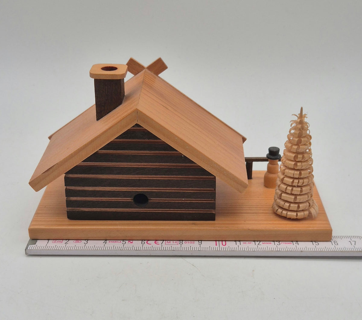 Räucherhaus Berghütte aus Holz – Original Erzgebirge – ca. 8,5 cm