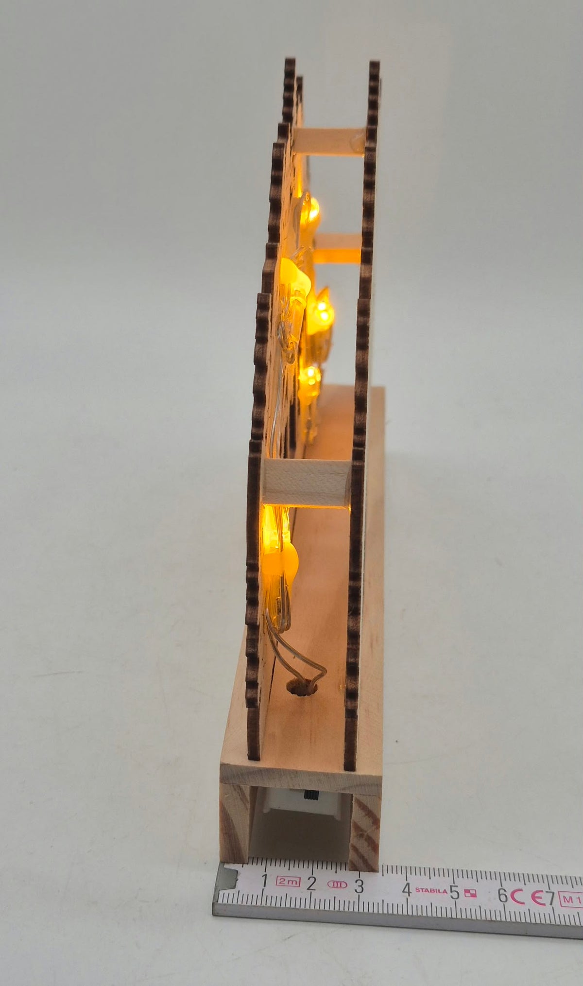 SIGRO LED-Schwibbogen Krippenszene aus Holz – ca. 23 cm – OVP