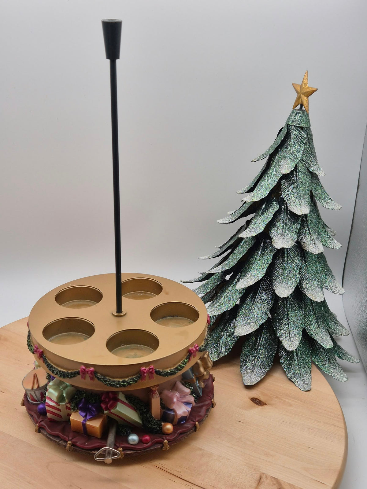 PartyLite Glowing Christmas Tree P7920 – Musikspieluhr & Teelichthalter – 2003 – ca. 40 cm