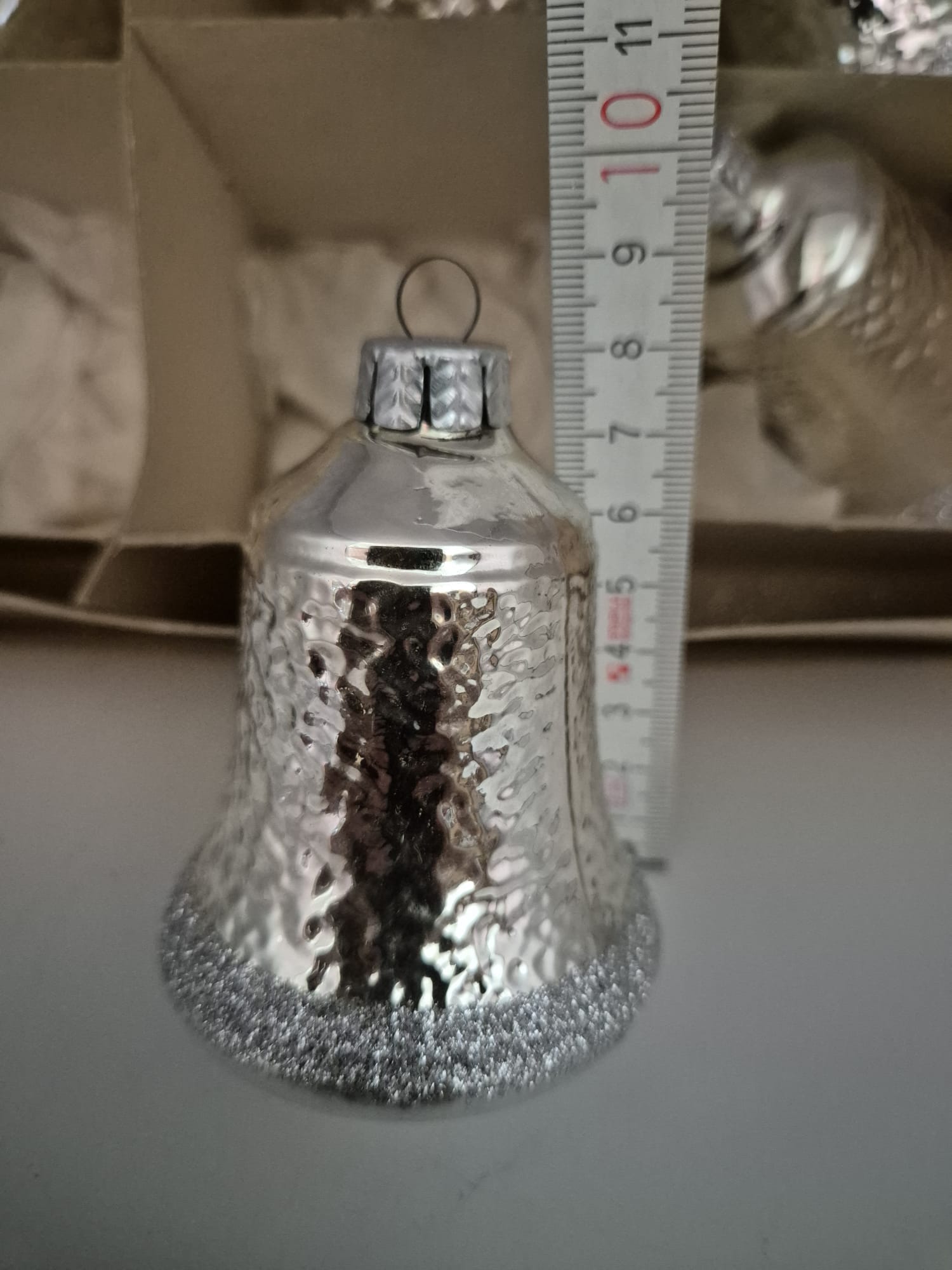 Christbaumschmuck – Glocken und Zapfen Silber