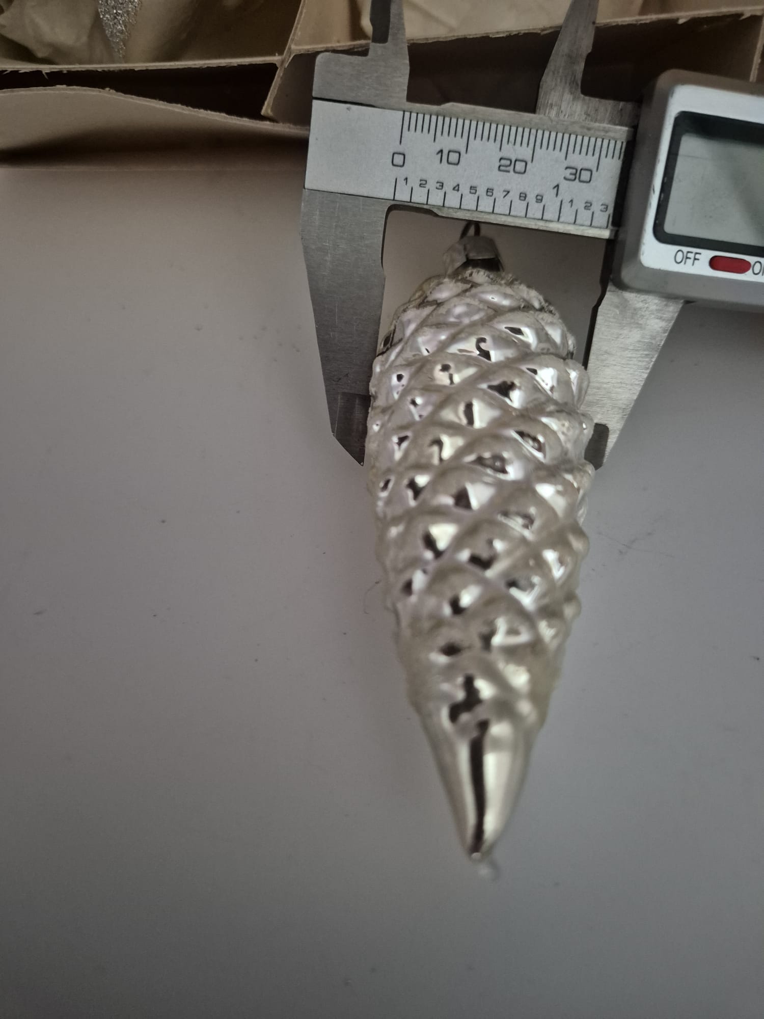 Christbaumschmuck – Glocken und Zapfen Silber