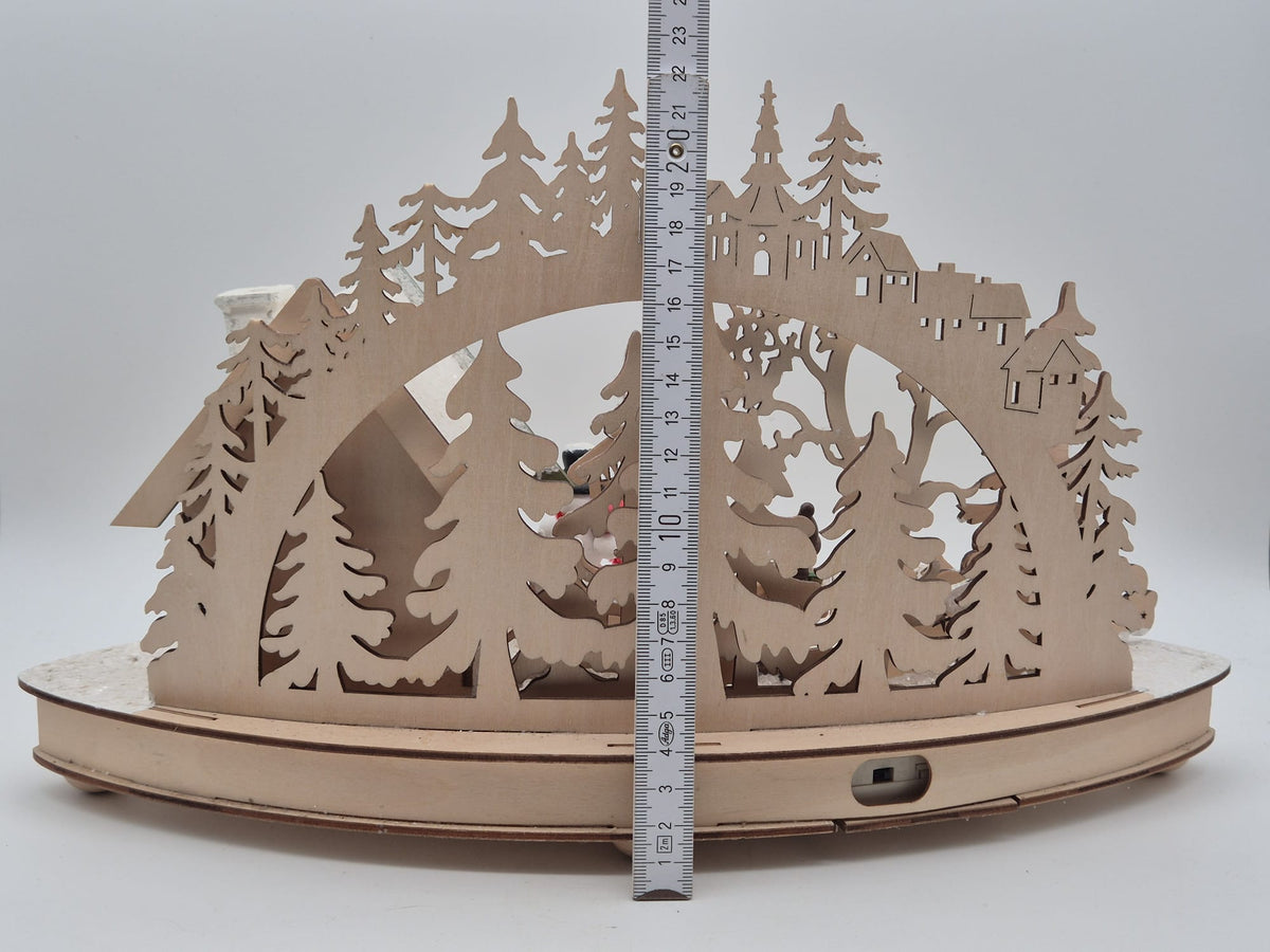 Beleuchtetes Winterdorf aus Holz – LED-Farbwechsel – QVC – ca. 22 cm