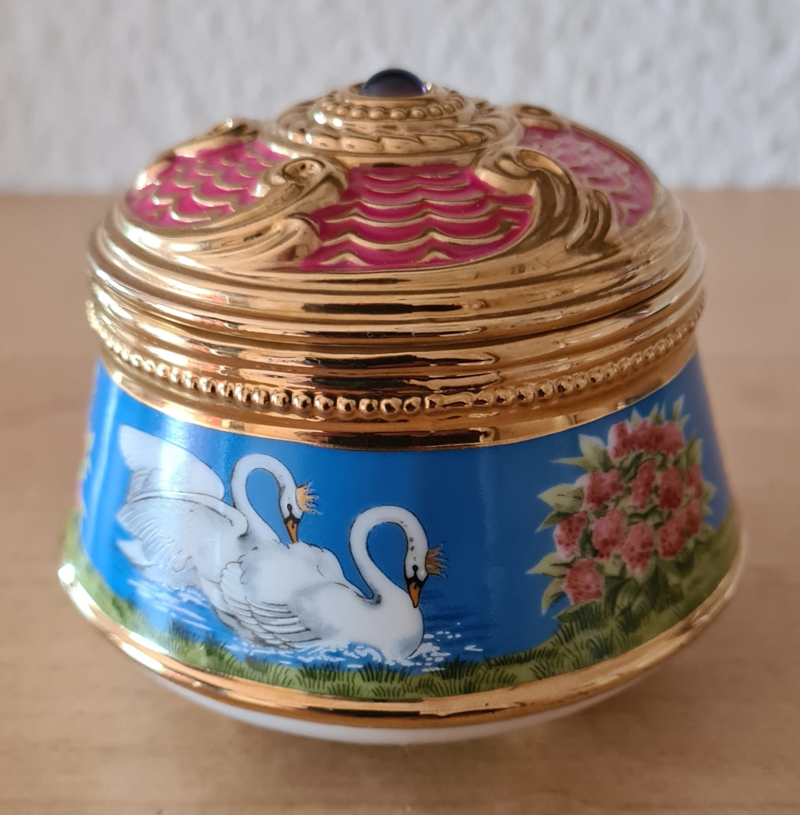 Porzellan Schmuckkästchen House of Faberge Franklin Mint mit Spieluhr