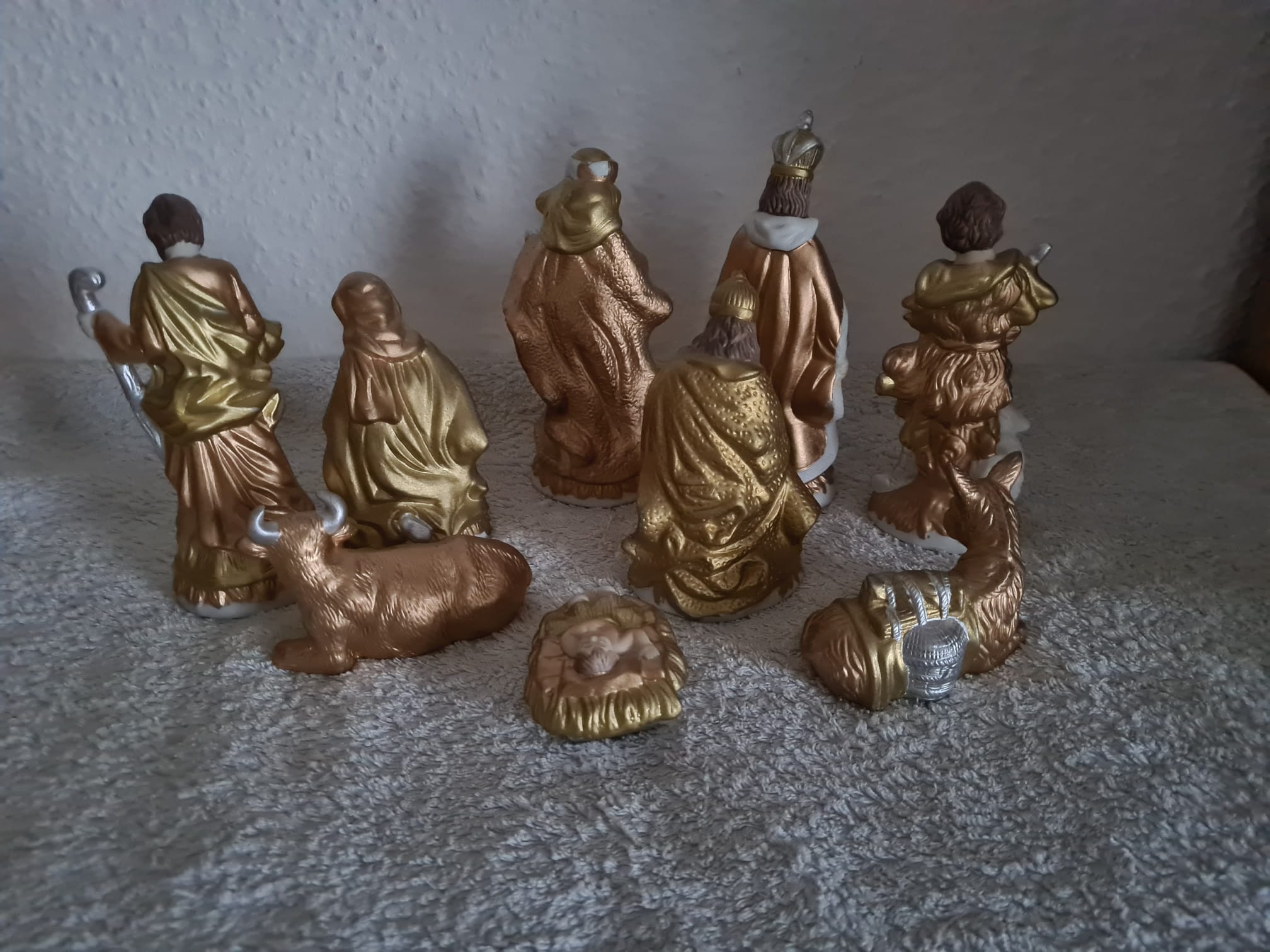 Krippenspiel / Porzelanfiguren / Weihnachten / Krippenfiguren