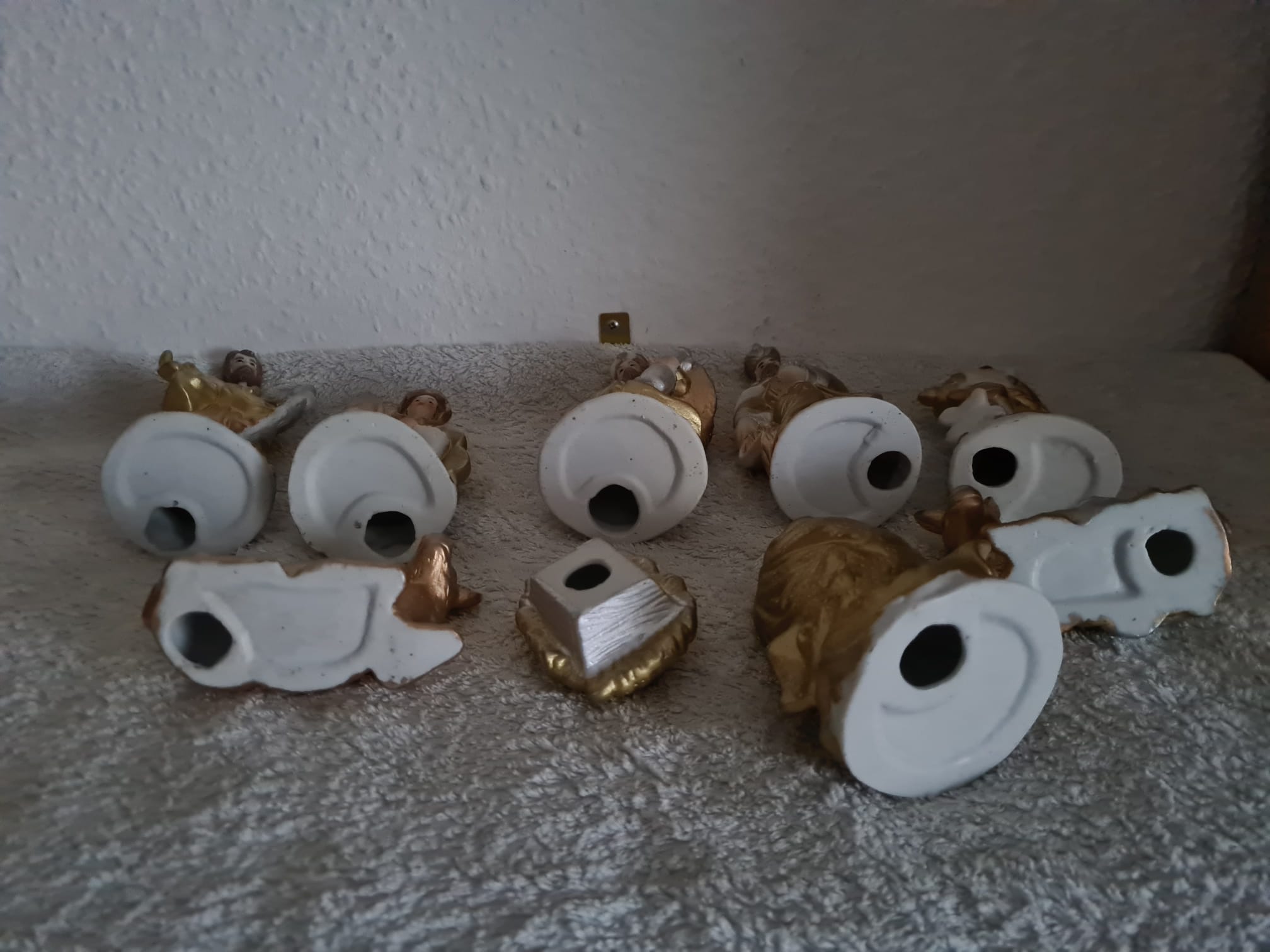 Krippenspiel / Porzelanfiguren / Weihnachten / Krippenfiguren