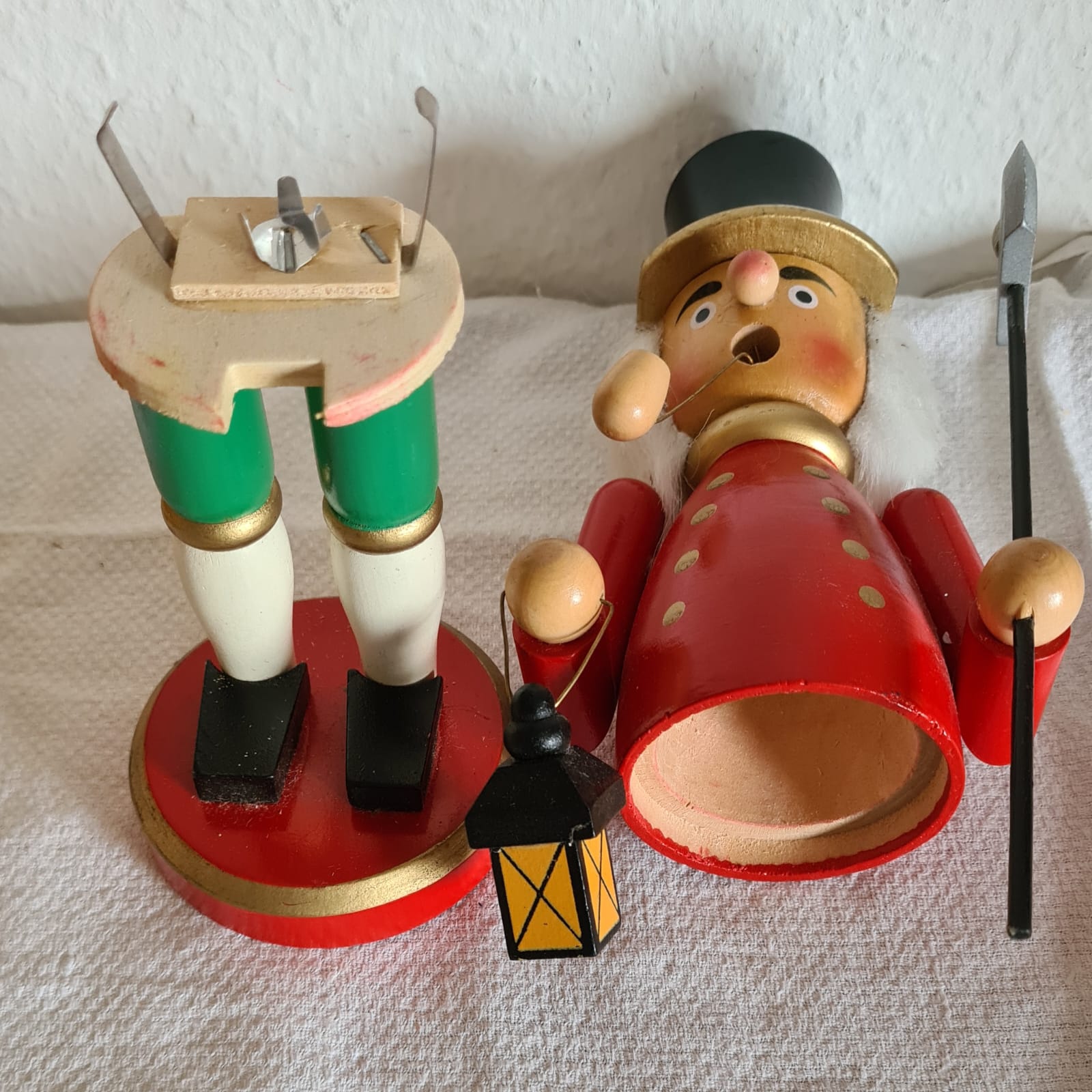 Erzgebigisches Räuchermännchen "Wächter" aus Holz / Weihnachten