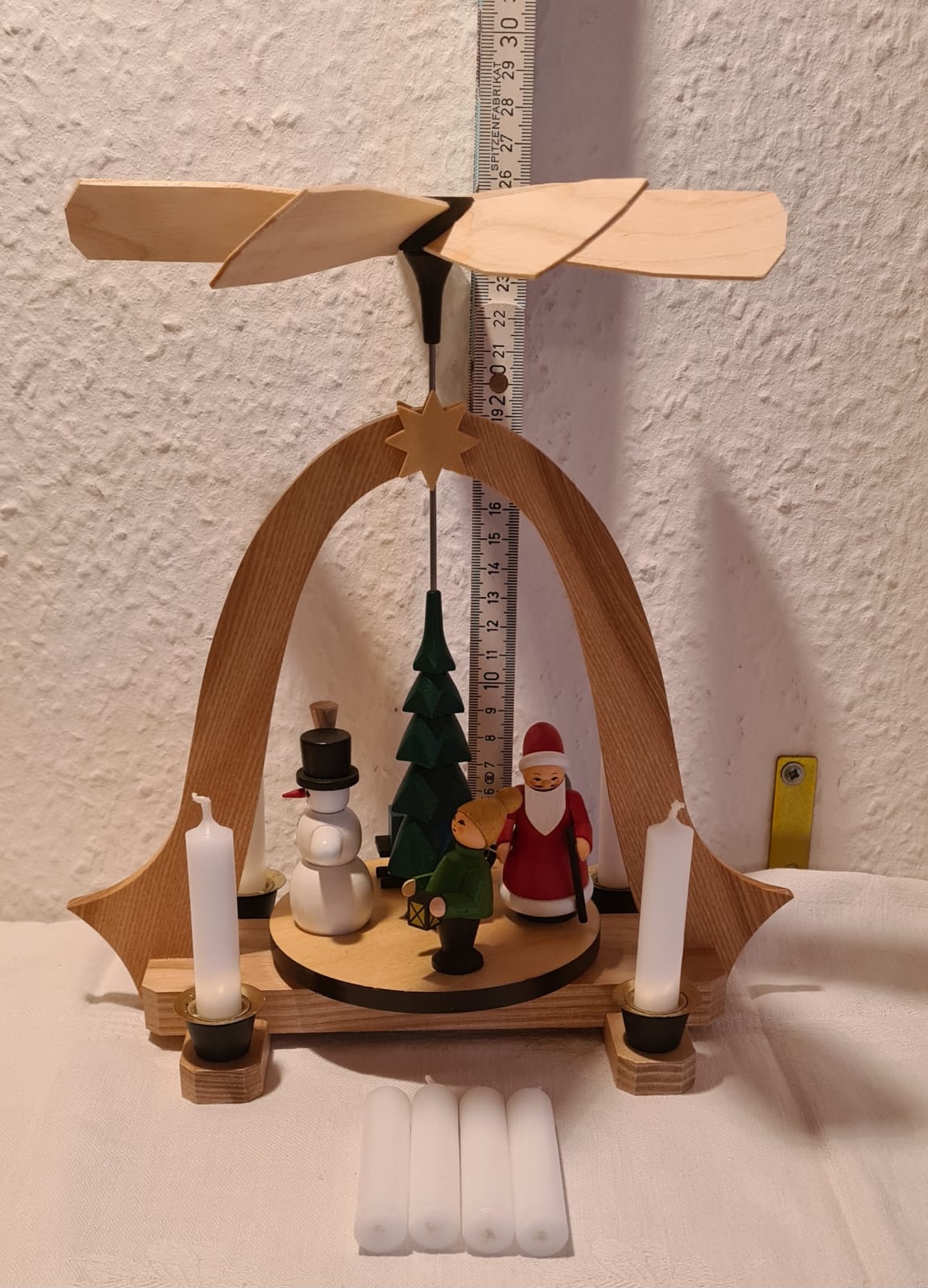 erzgebirgische Dregeno Pyramide "Weihnachtszeit" / Weihnachten Ergebirge