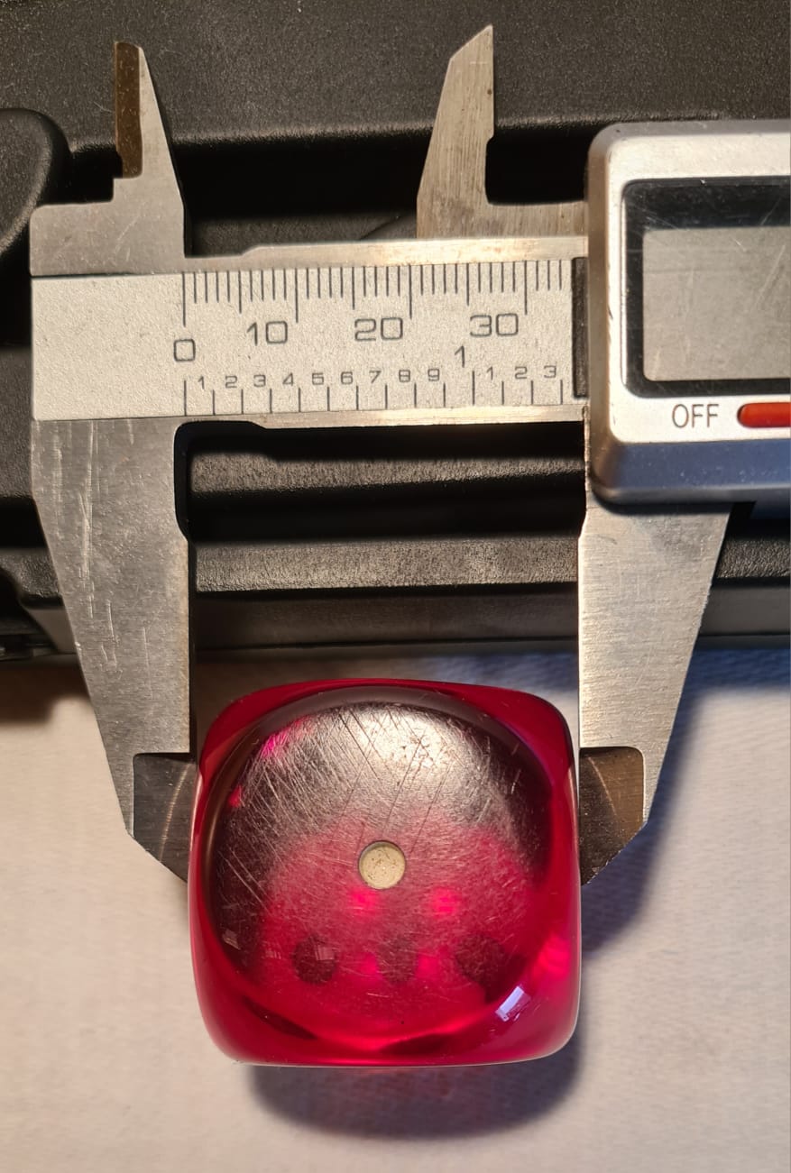 DDR Kunstharzwürfel Bakelit Würfel rot 33 mm