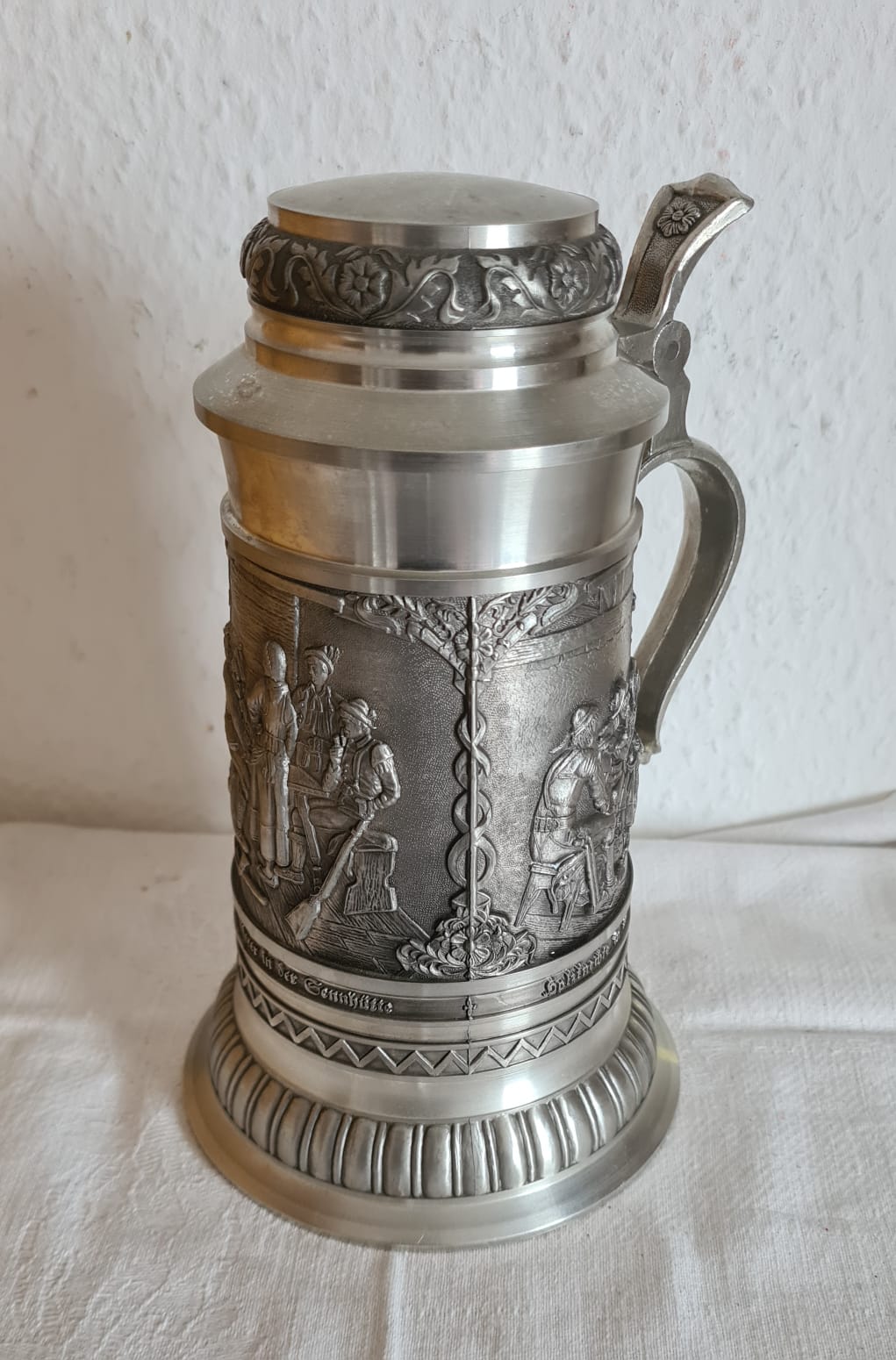 Zinnkrug Franz Defregger mit Deckel, Humpen, 0,75 Liter Bierkrug aus Zinn