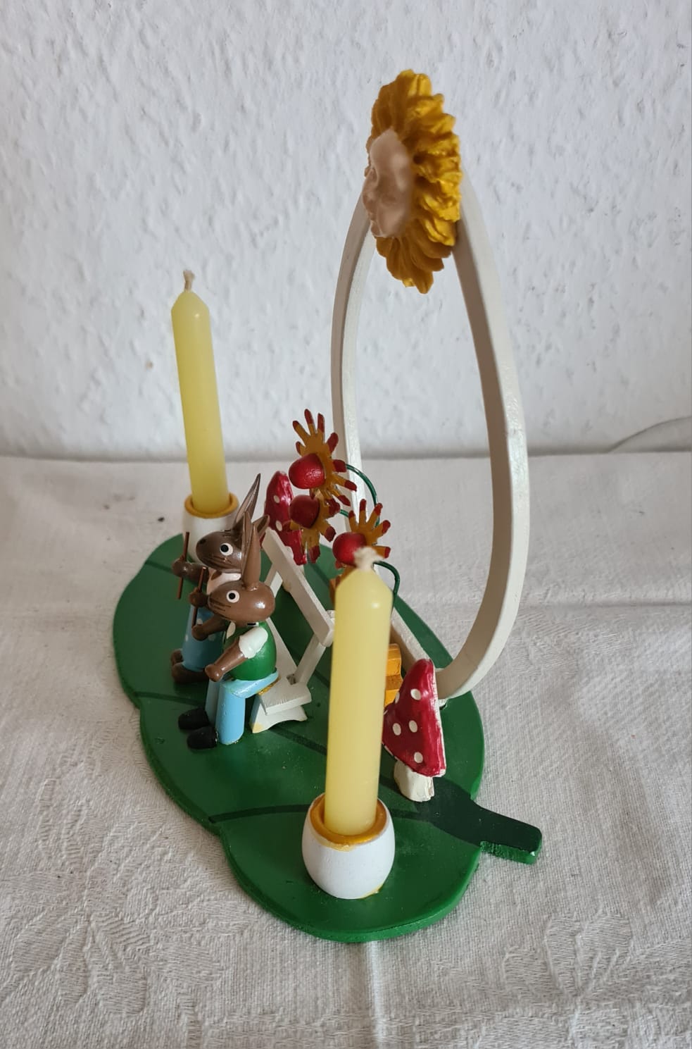 Oster-Kerzenhalter mit Osterhase und Osterhäsin Tischschmuck Kerzenhalter zu Ostern OVP