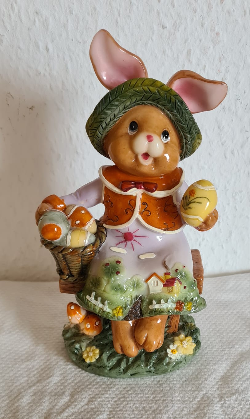 Osterhase mit Osterkorb, Osterdekoration, Ostern