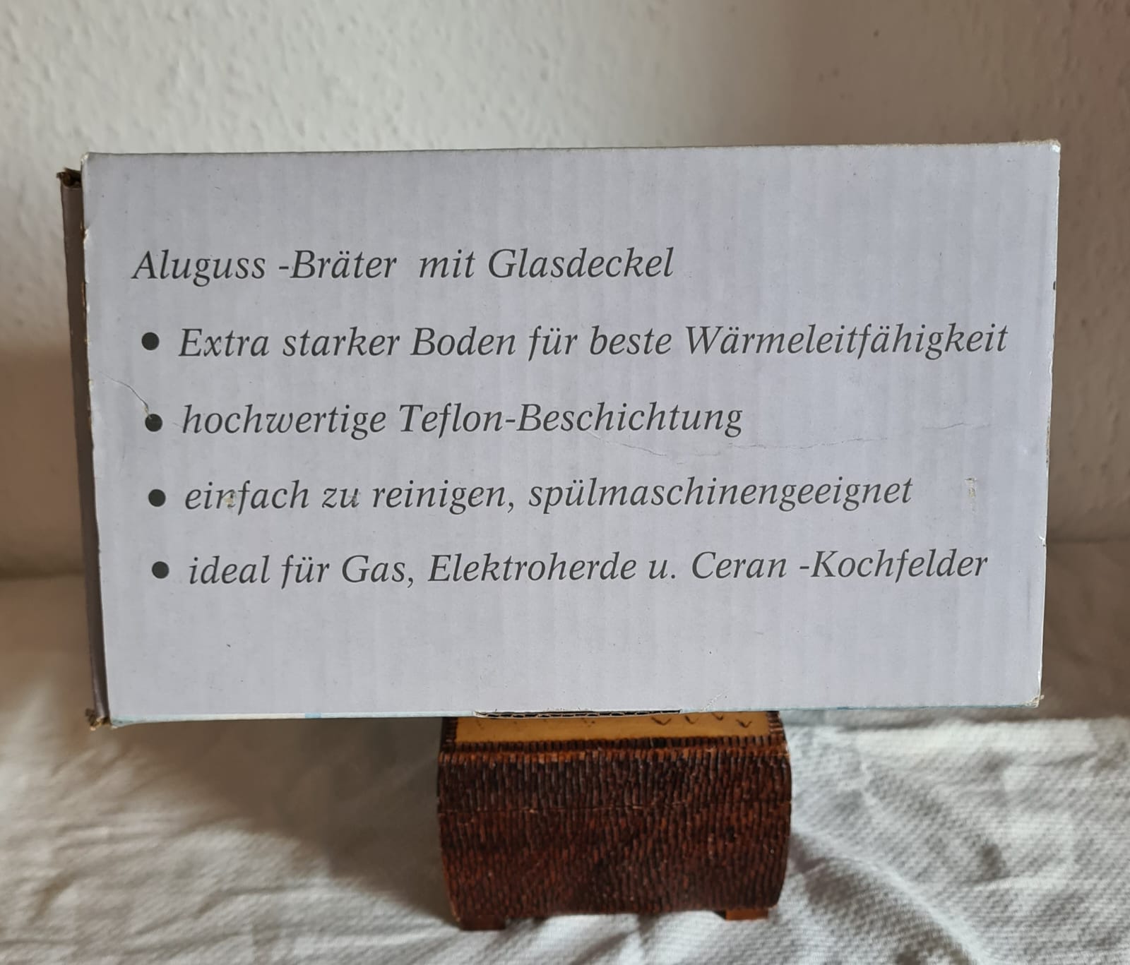 Aluguss-Bräter mit Glasdeckel und Teflon-Antihaftbeschichtung