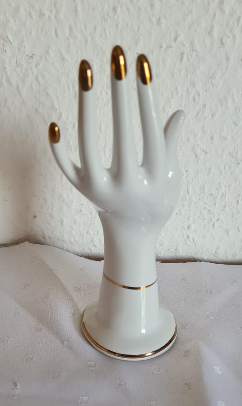 Vintage Porzellan Ringhalter, Hand mit Blume, Ringhand, Schmuckhalter aus Porzellan