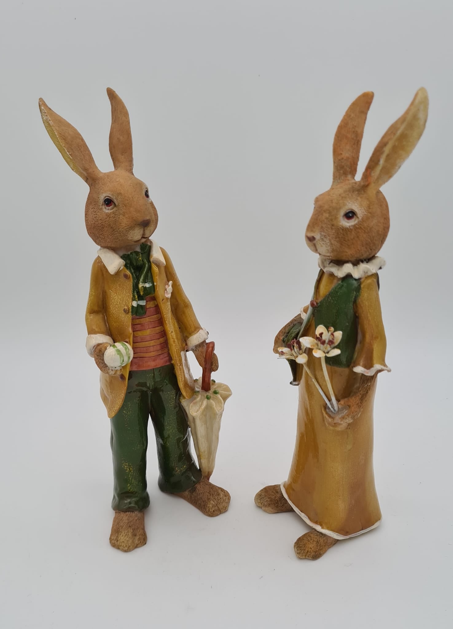 Osterhase und Osterhäsin, Osterdekoration Hasen