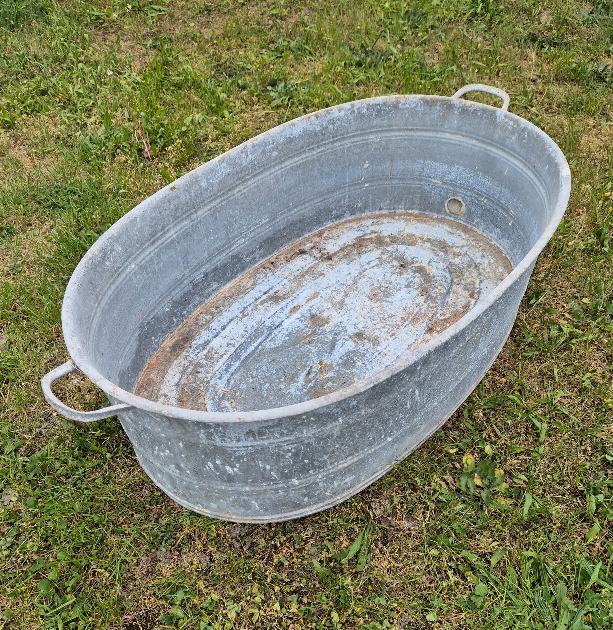 Alte große Zinkwanne 30x60x90