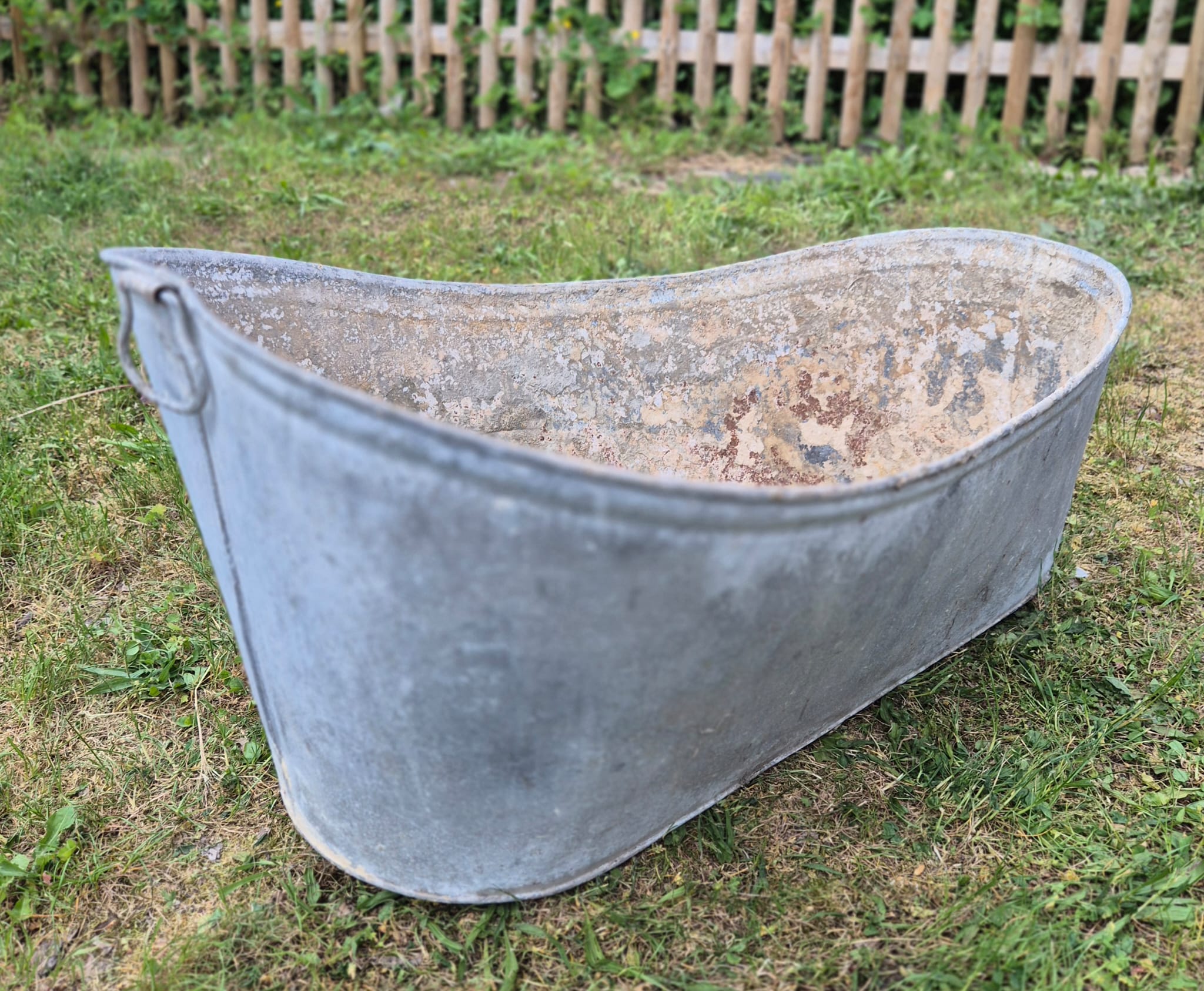 Alte große Zinkwanne 50x60x90