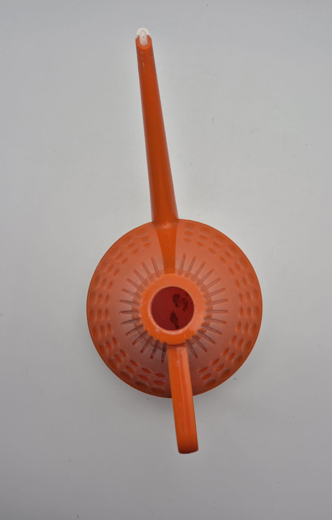 Vintage DDR Blumengießkanne orange-weiß