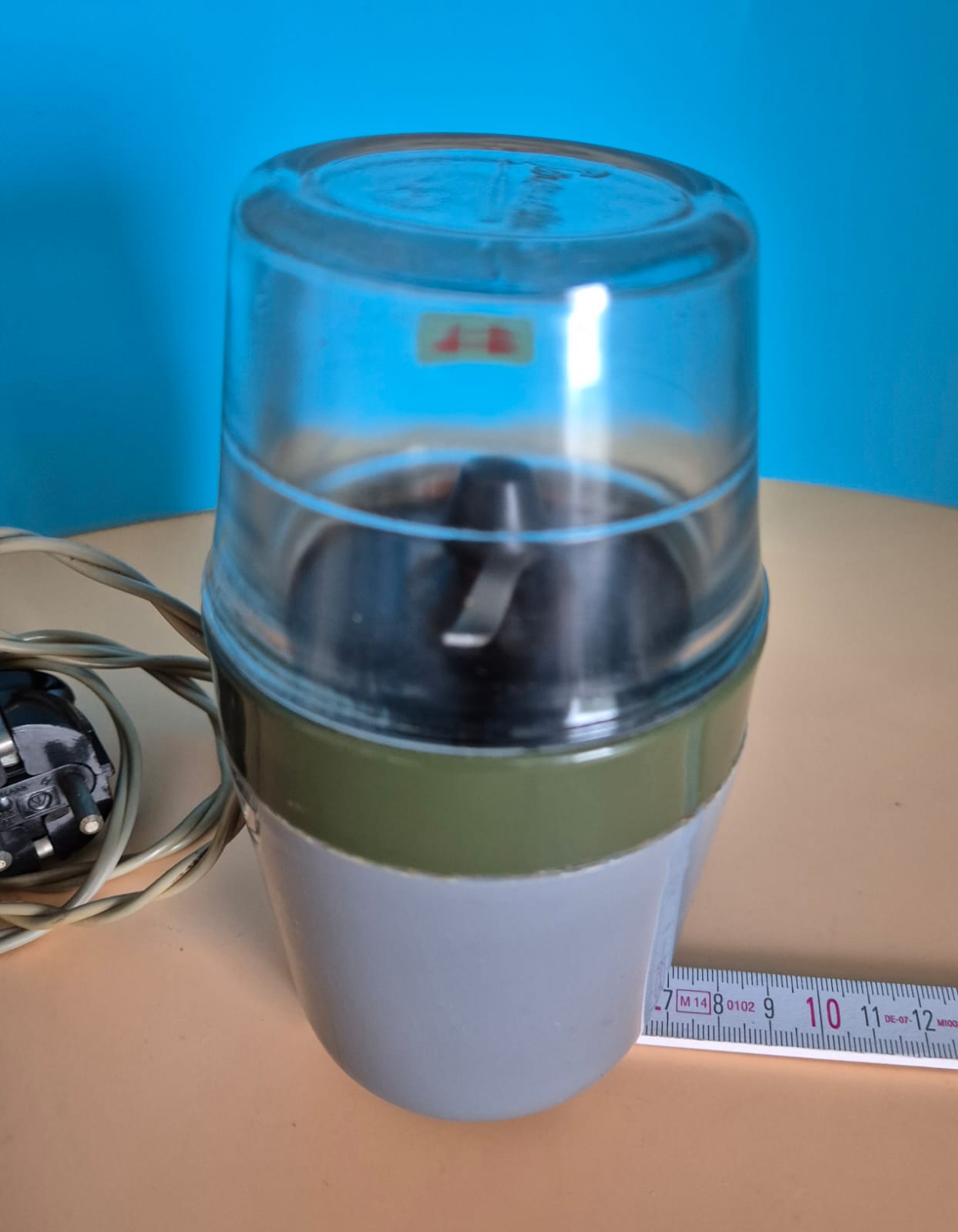 Elektrische Kaffeemühle „Pirouette“ Typ P3 – DDR, VEB Oberlind, 120 W