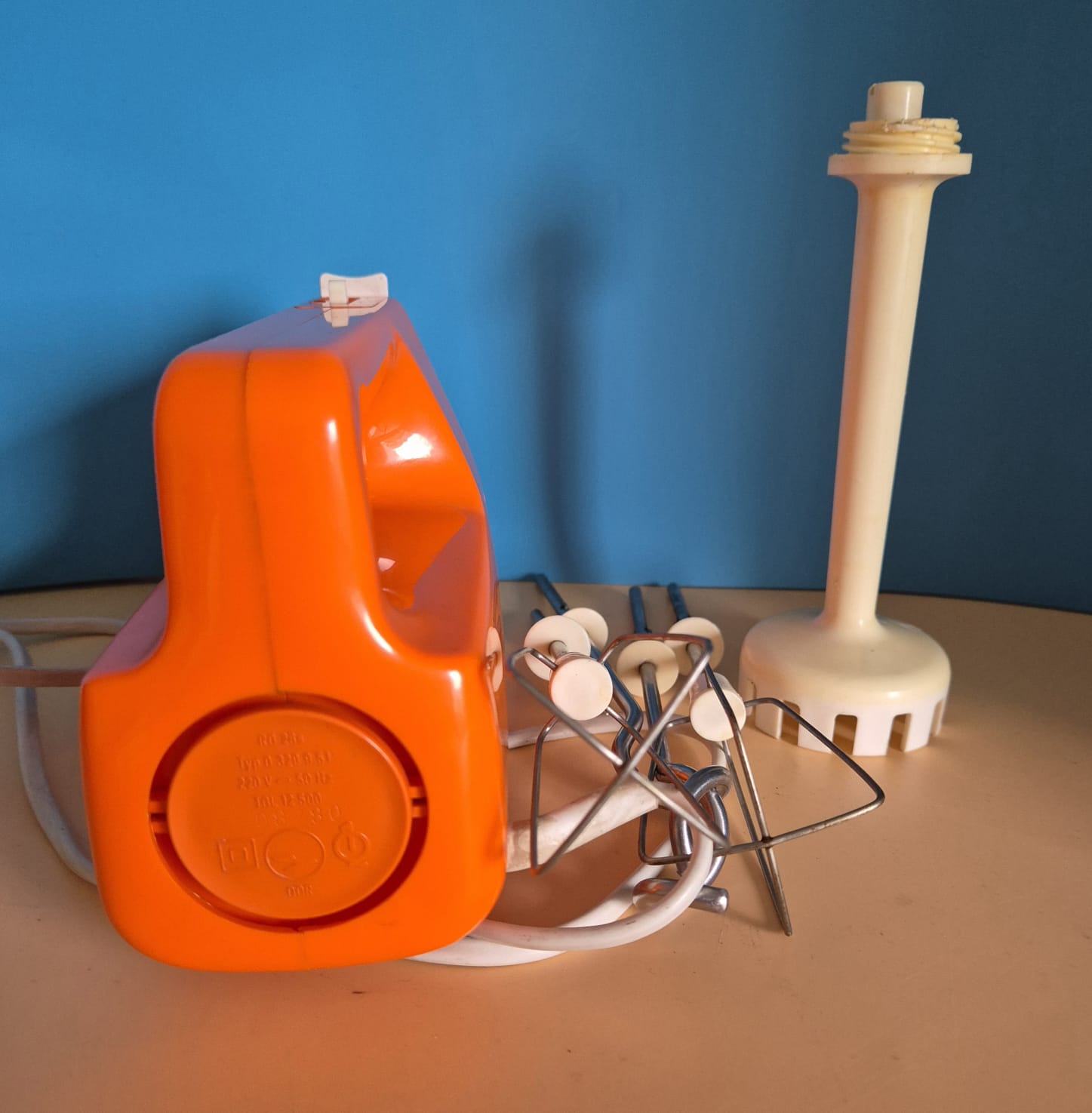 DDR Handmixer RG 28s Komplettset mit Knethaken, Rührbesen und Mixstab, Rührgerät