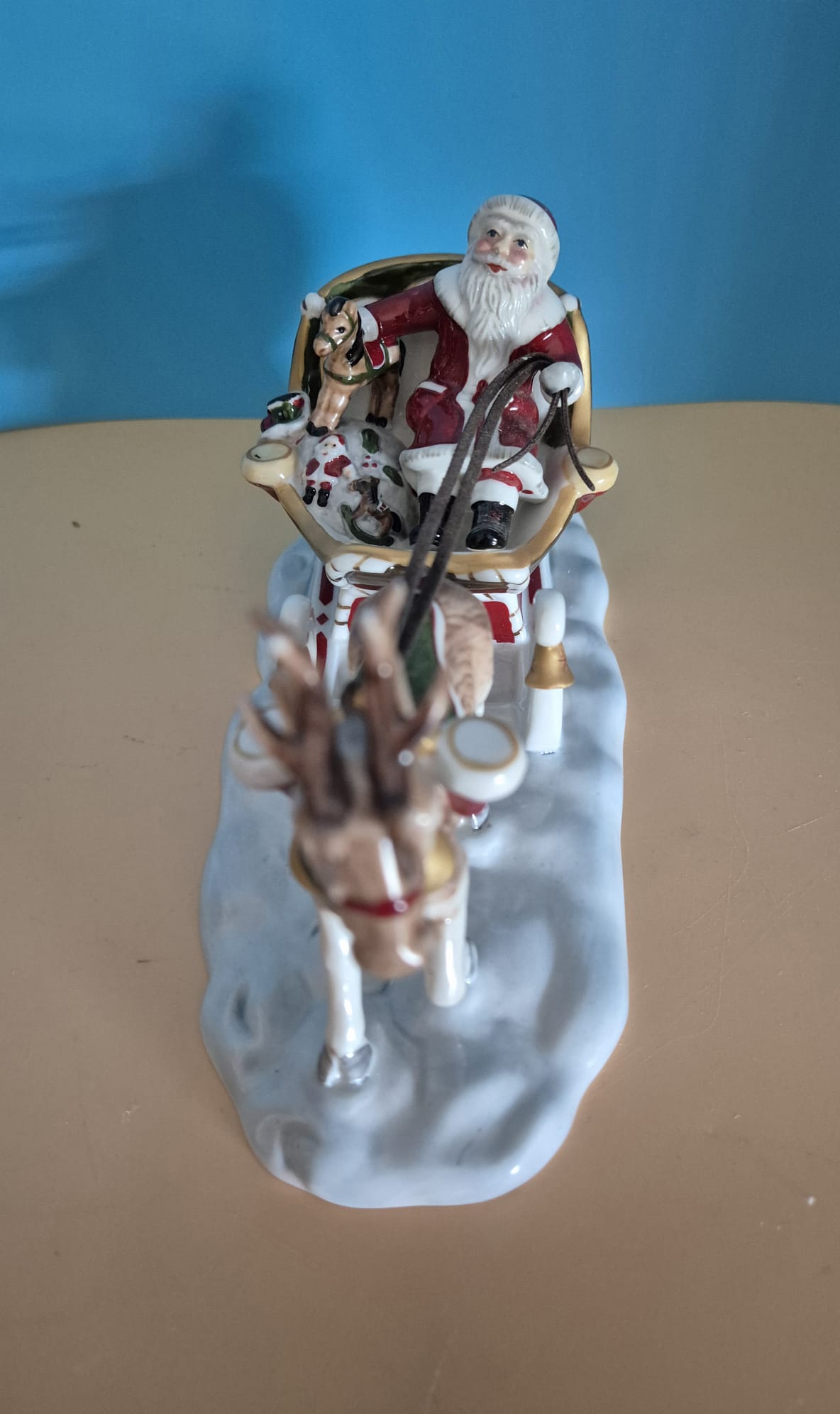 Villeroy & Boch Porzellanfigur „Schlitten mit Hirsch“ – Nostalgic Market