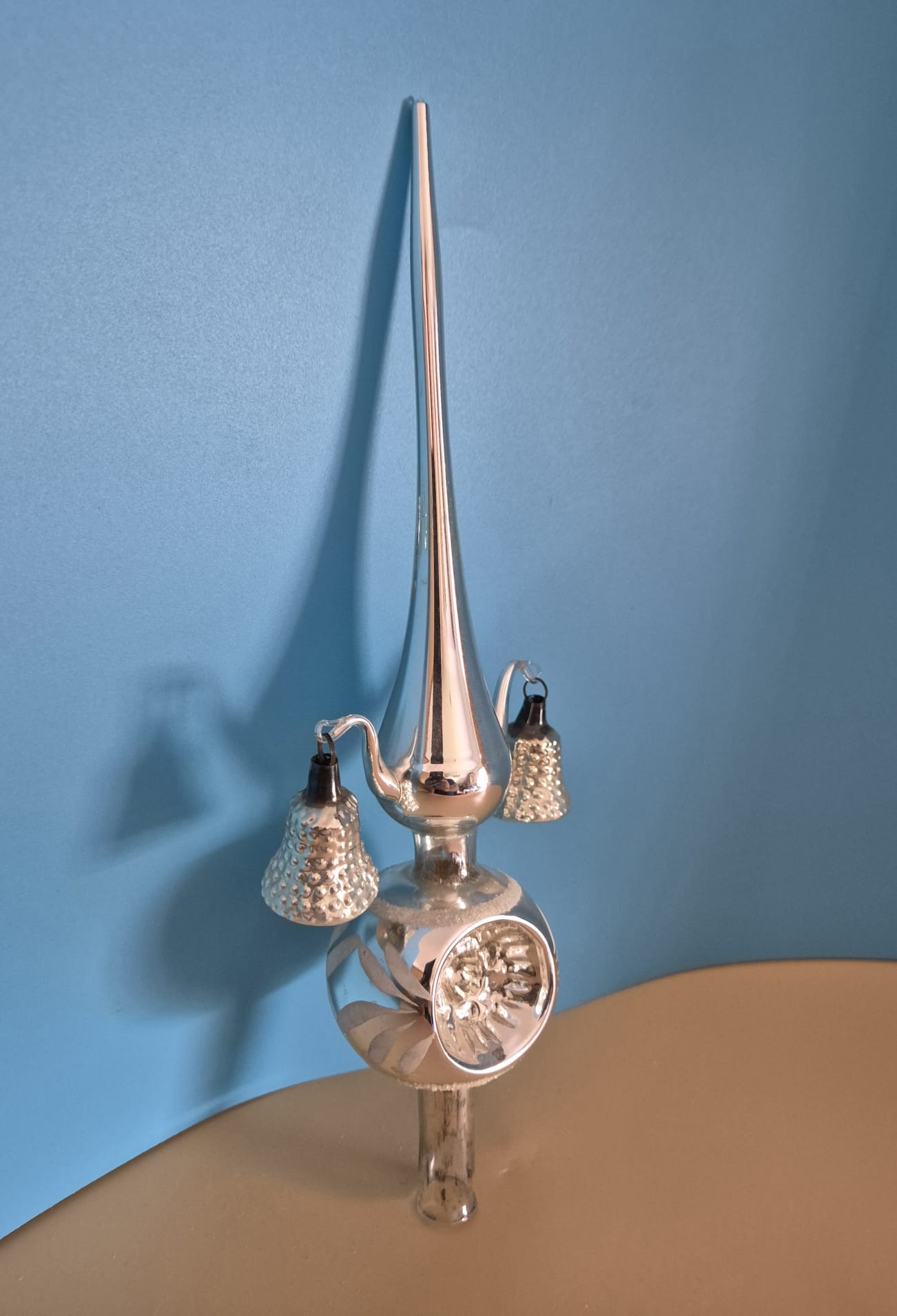 Christbaumspitze Silber mit Glocken und Reflexdekor
