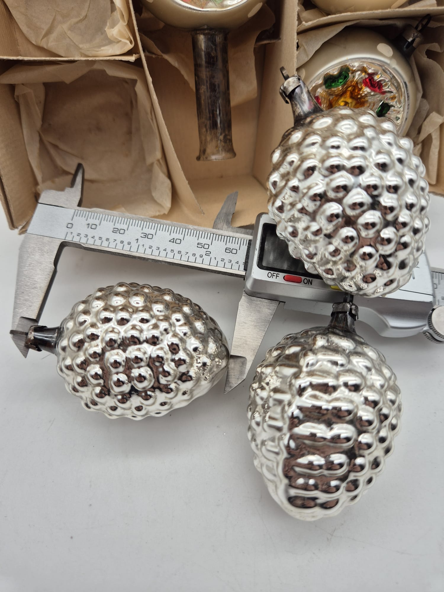 Alter Christbaumschmuck im Set