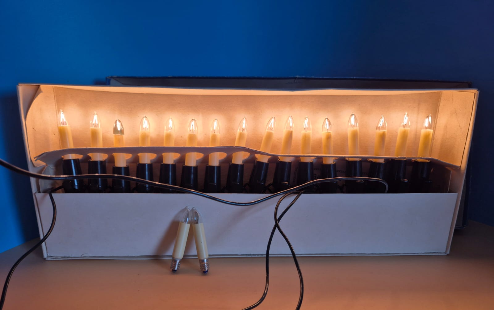 DDR NARVA Lichterkette mit Originalkarton