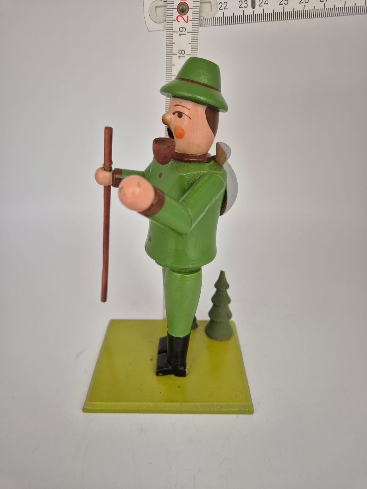 Altes Räuchermännchen Jäger