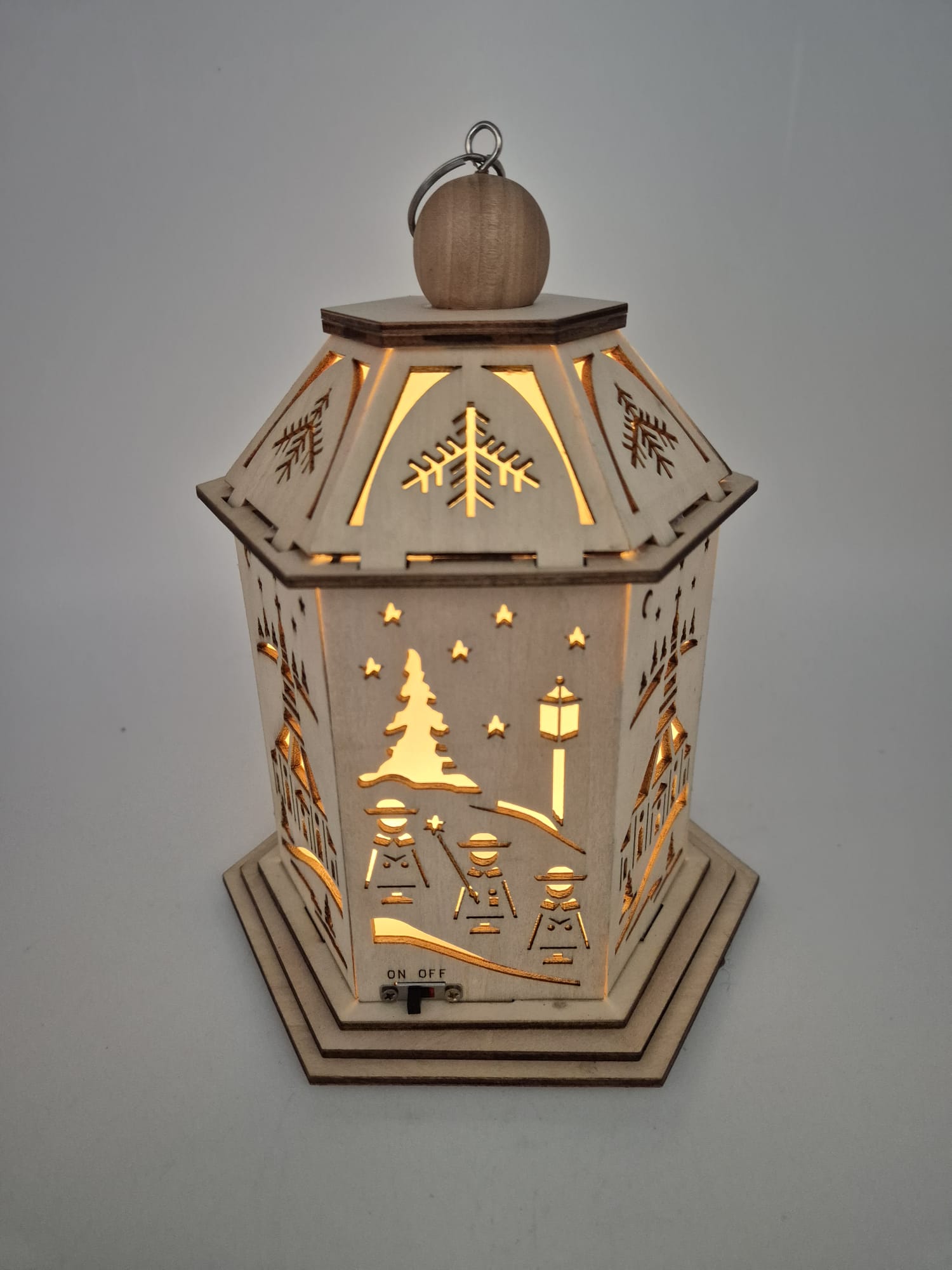 LED-Holzlaterne mit Doppel-Timer-Funktion