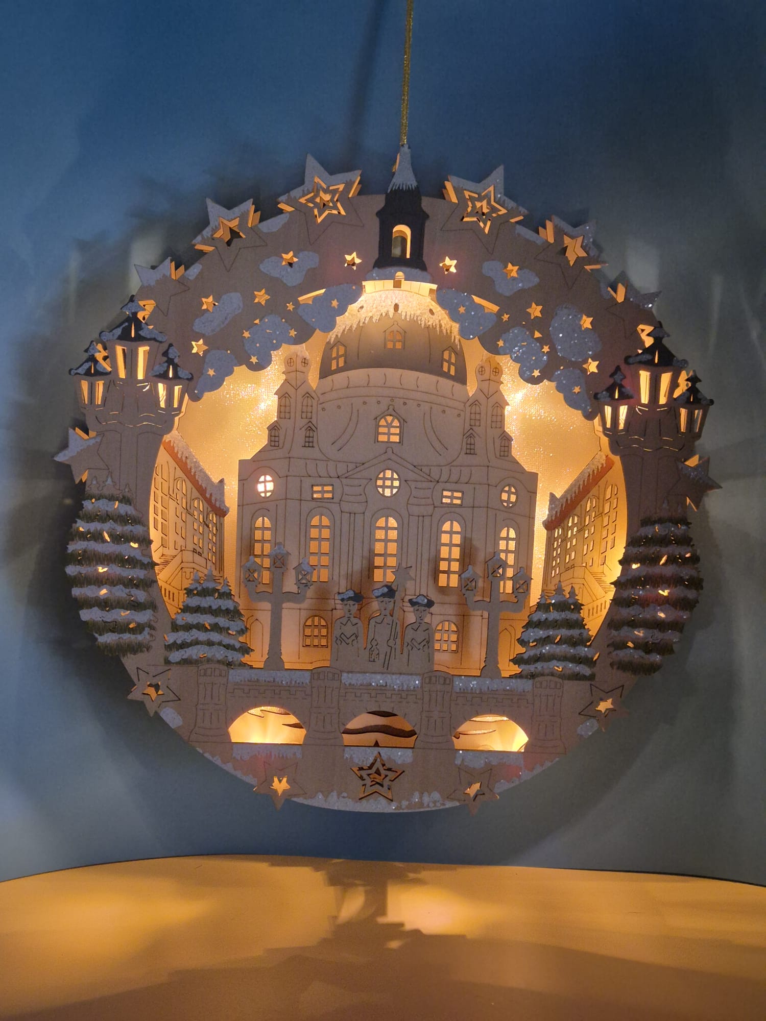 Holzleuchte Frauenkirche Dresden