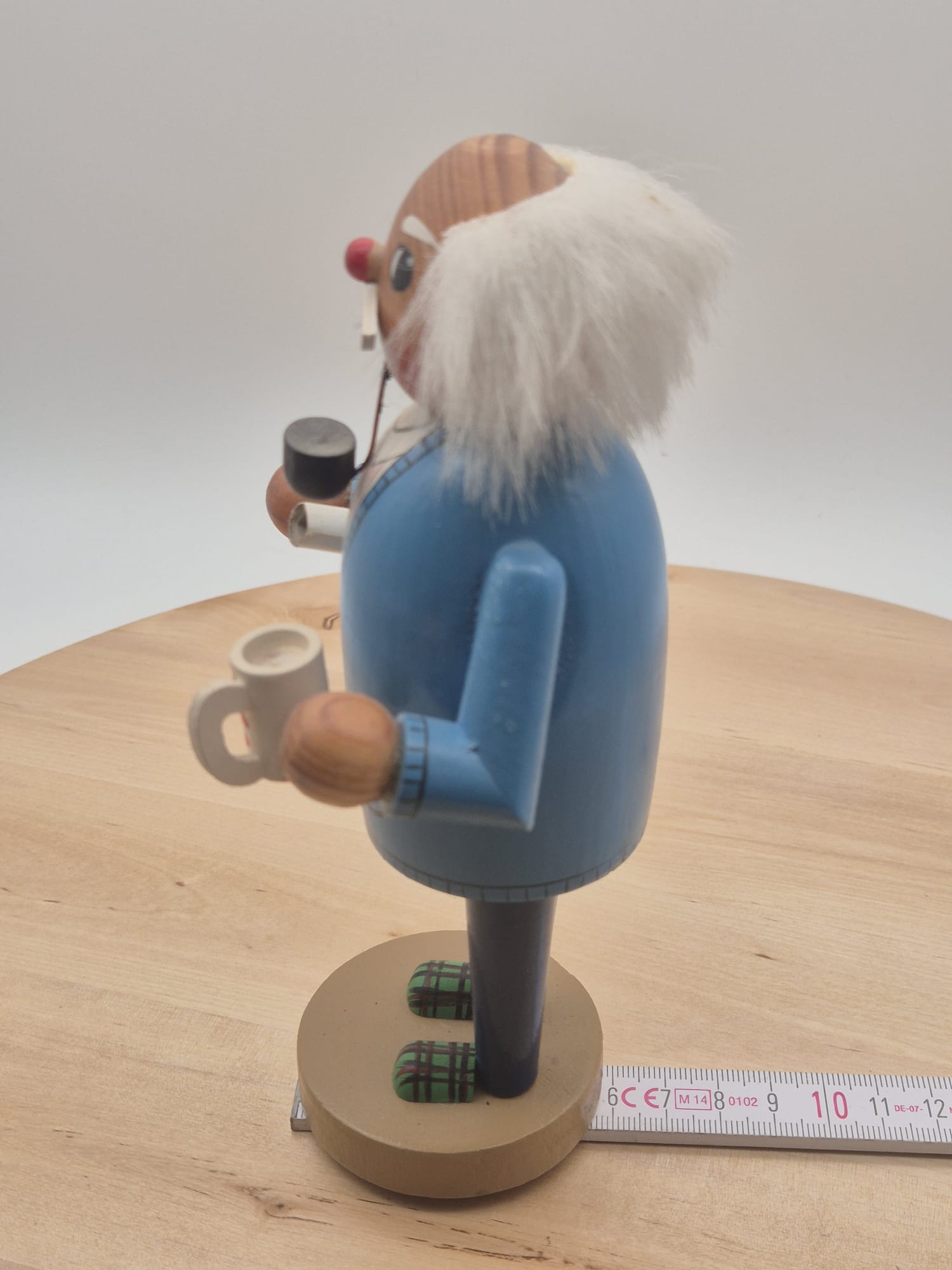 Räuchermännchen Opa mit Kaffeetasse